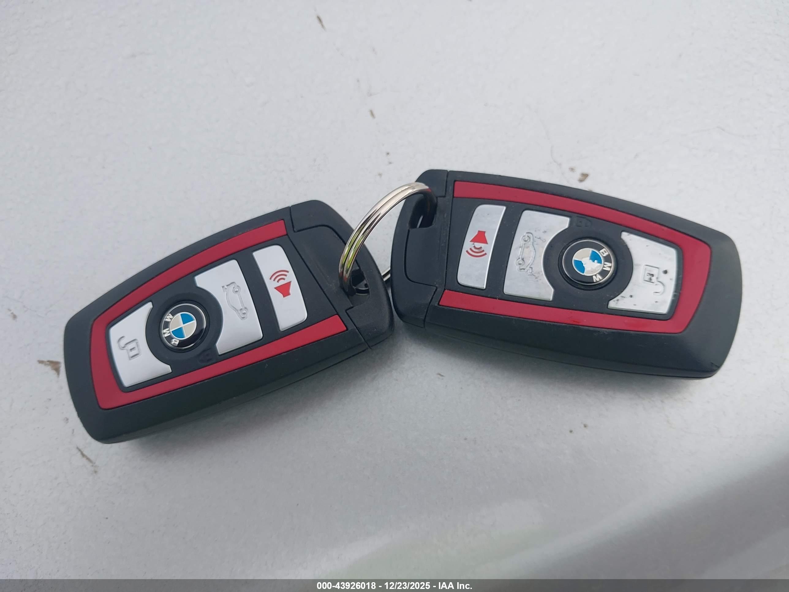 BMW 328I image 11