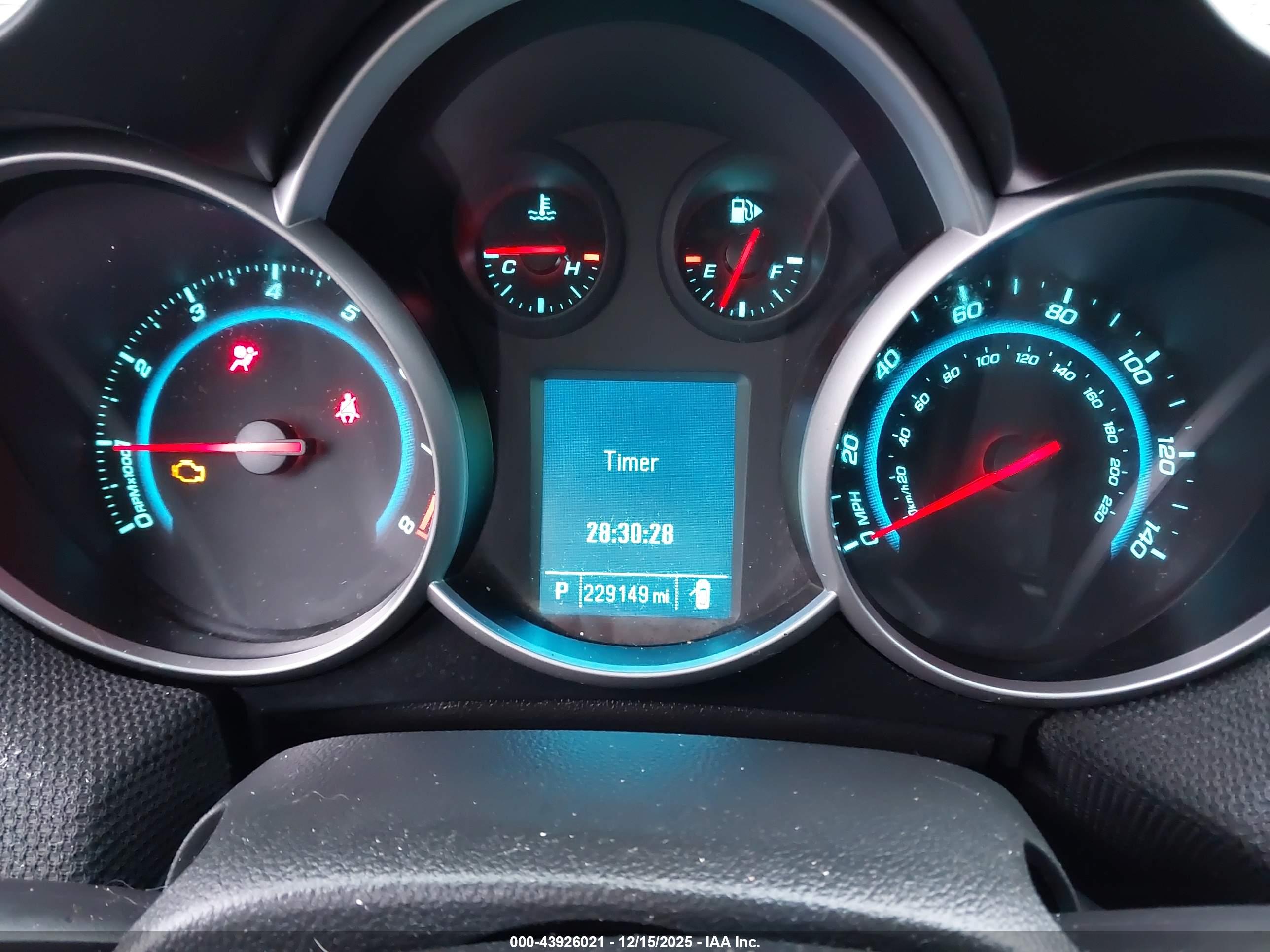 CHEVROLET CRUZE image 7