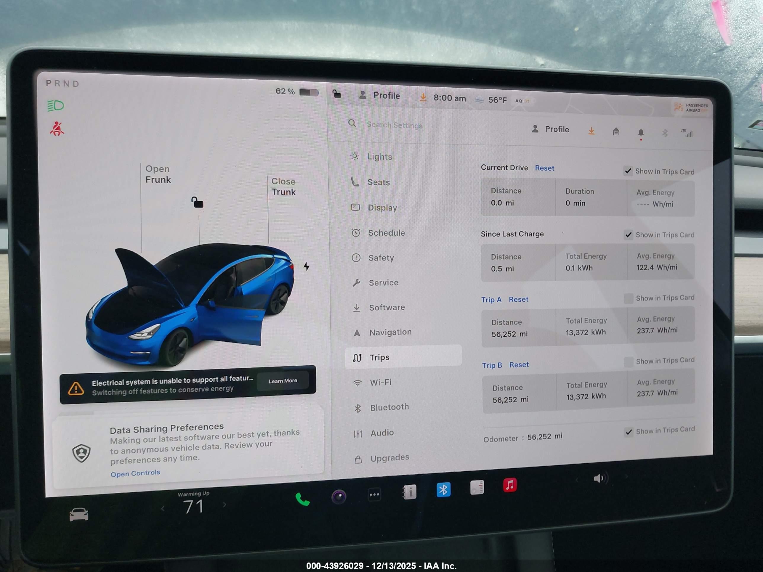 TESLA MODEL image 7
