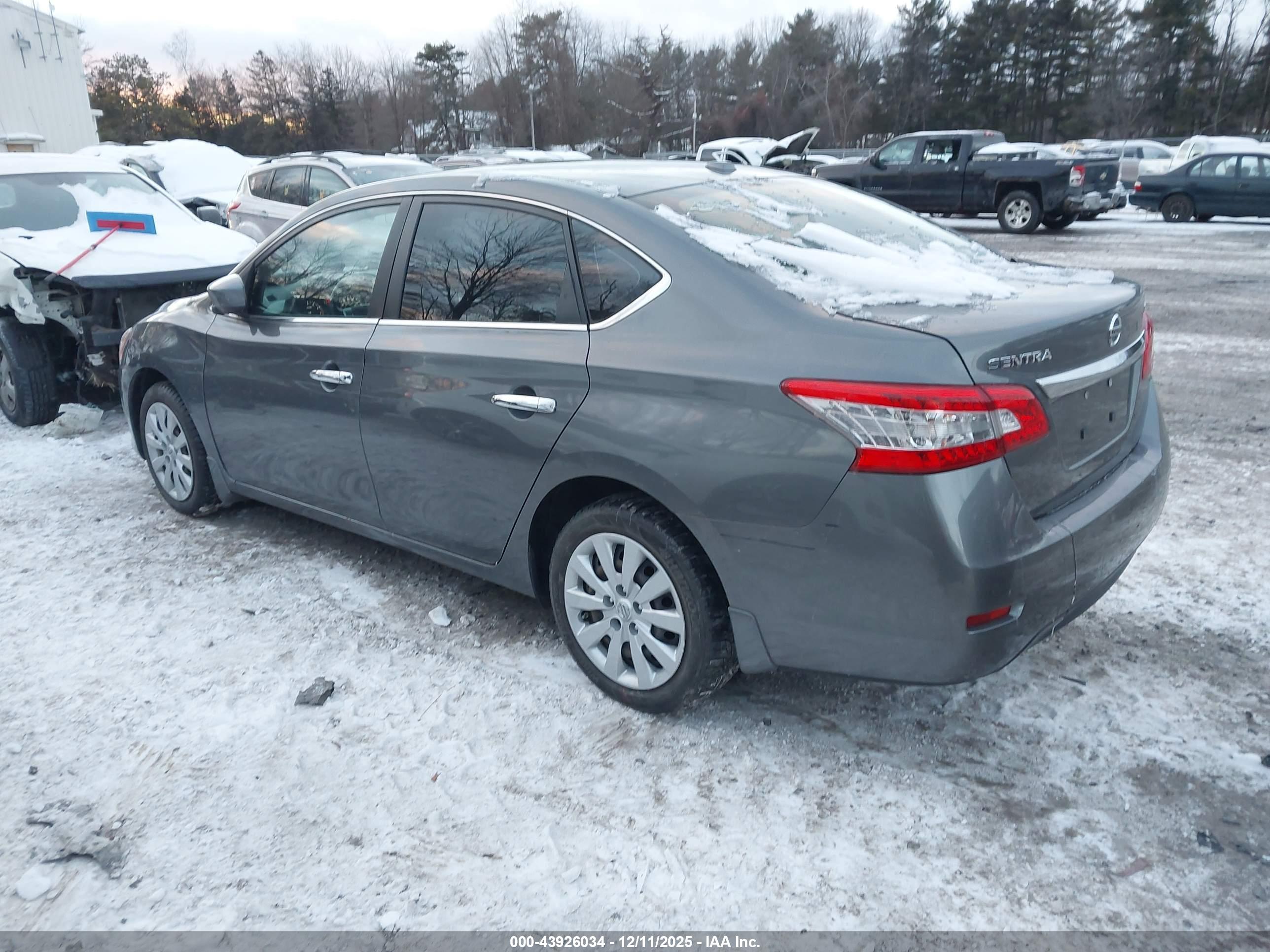 NISSAN SENTRA image 3