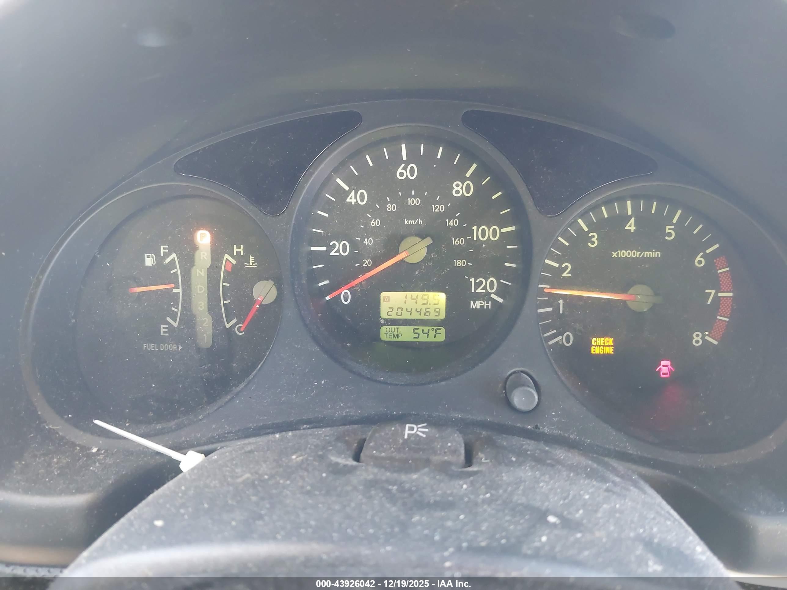 SUBARU FORESTER image 7