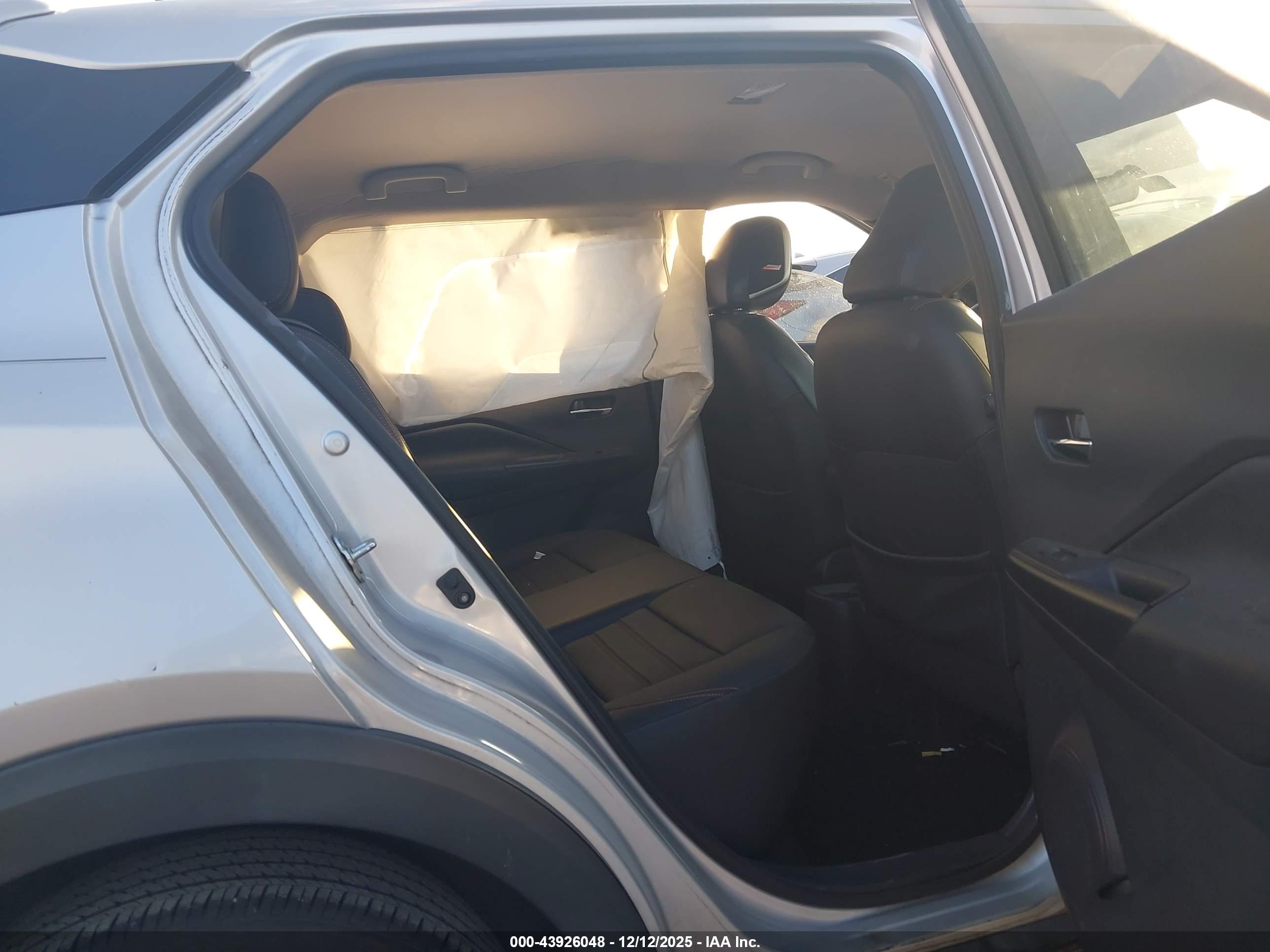 NISSAN KICKS image 8