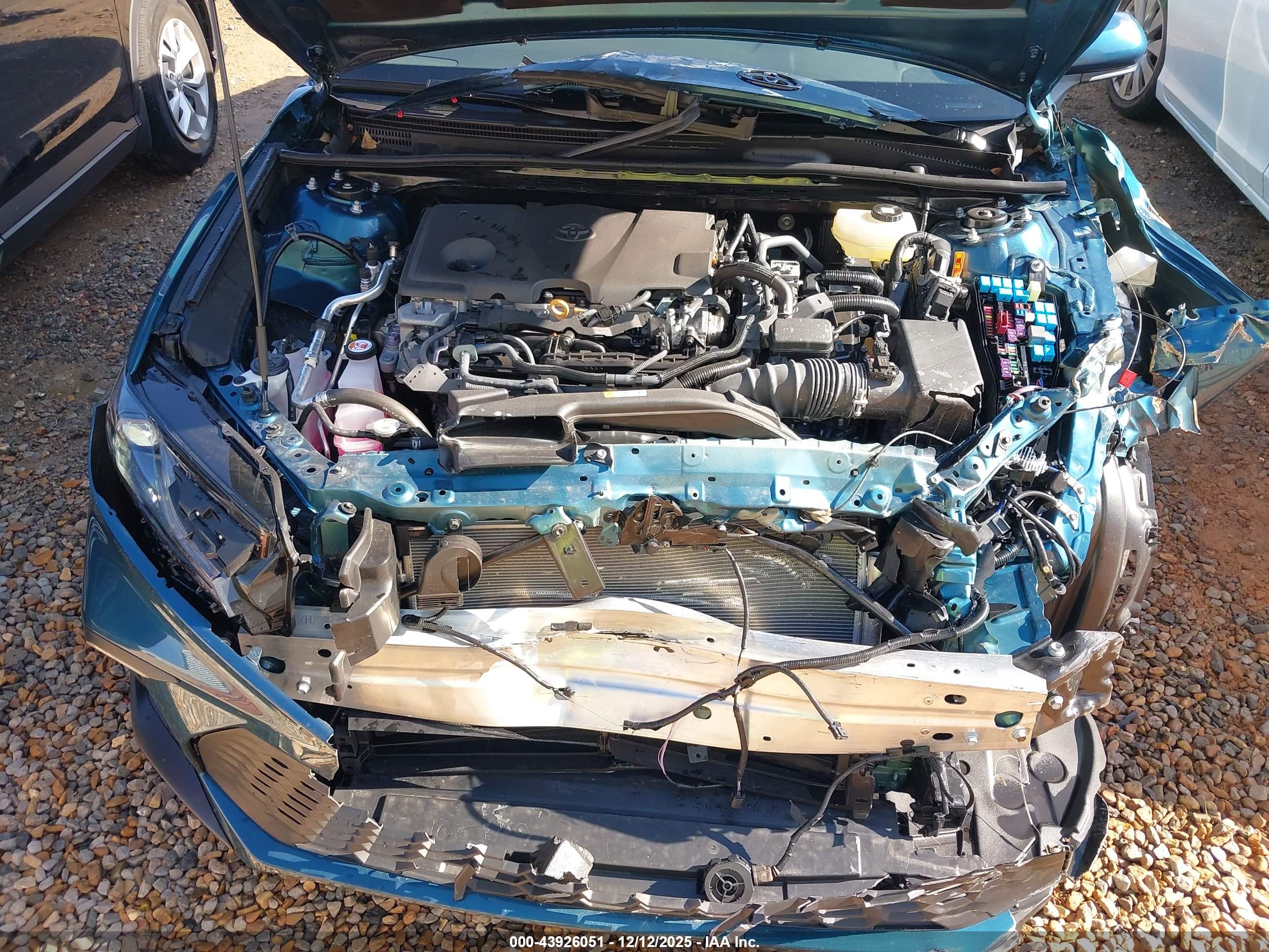 TOYOTA CAMRY image 10