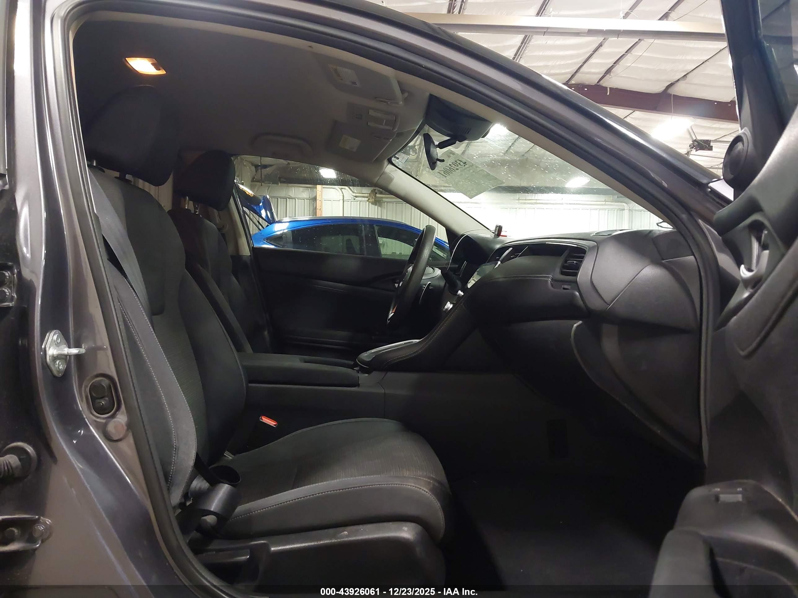 HONDA INSIGHT image 5
