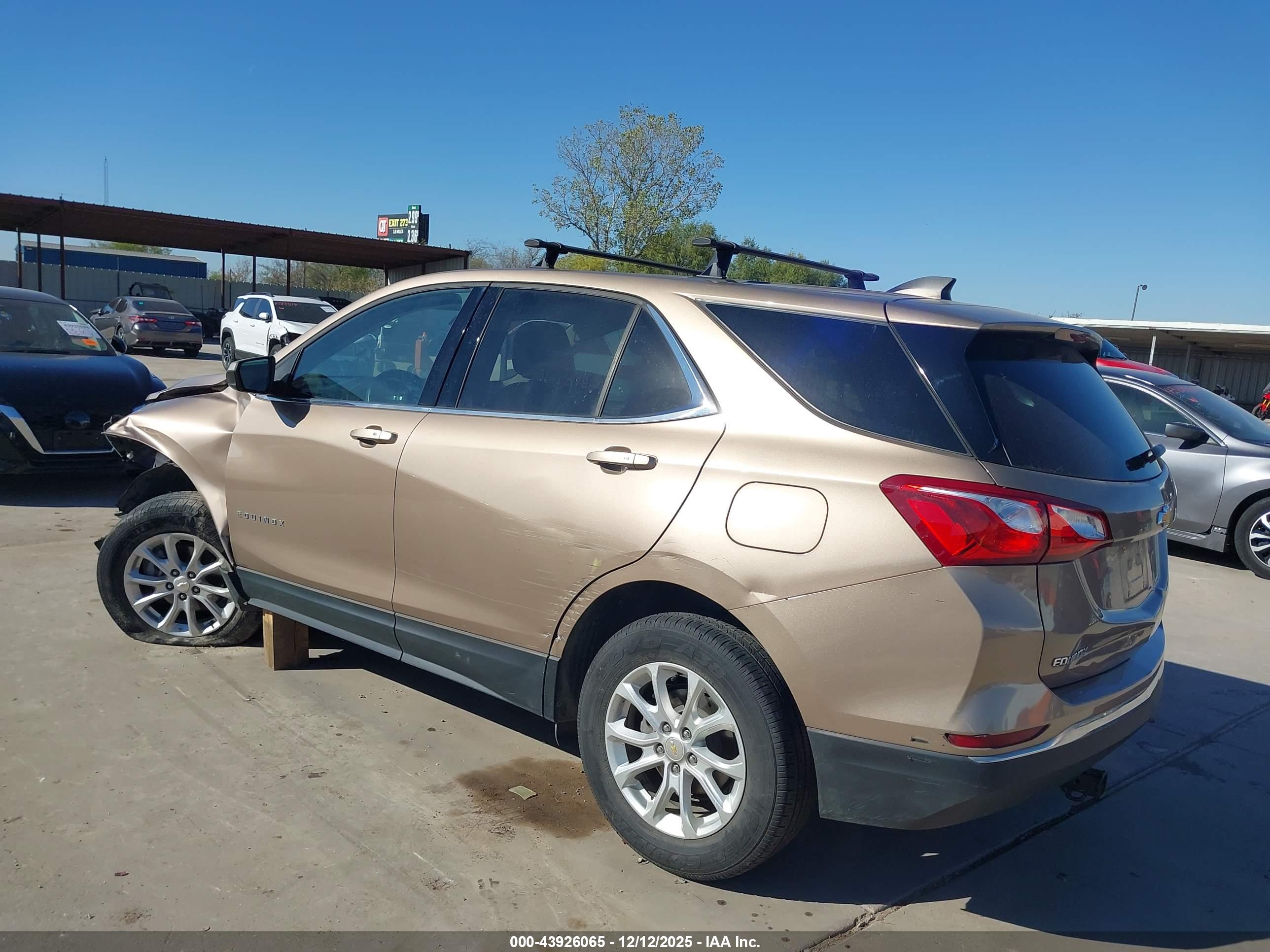 CHEVROLET EQUINOX image 3