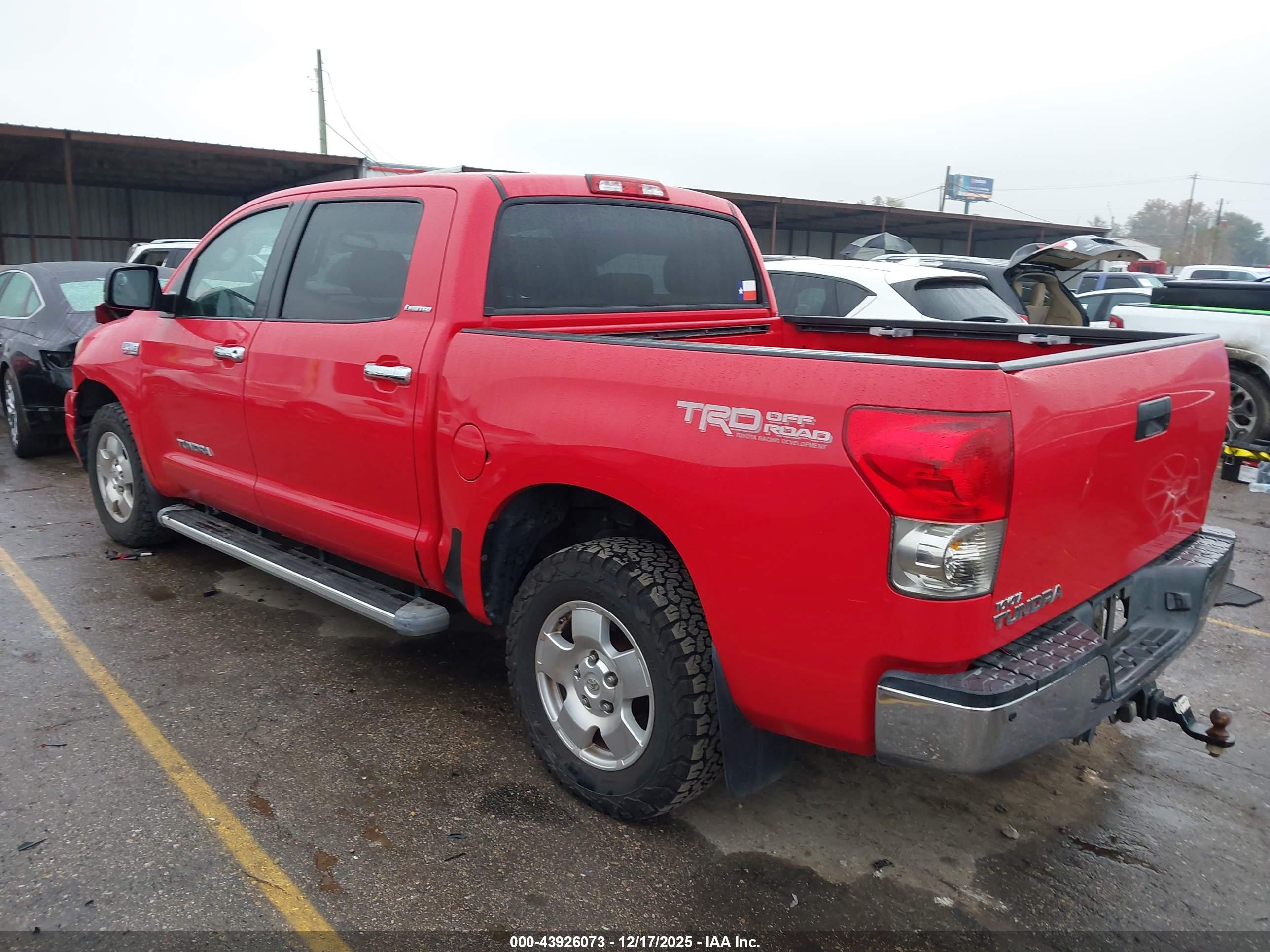 TOYOTA TUNDRA image 3