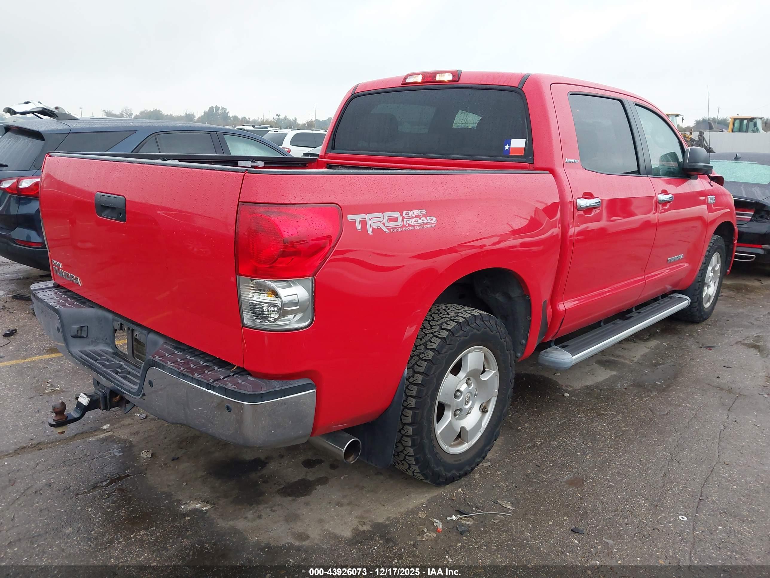 TOYOTA TUNDRA image 4