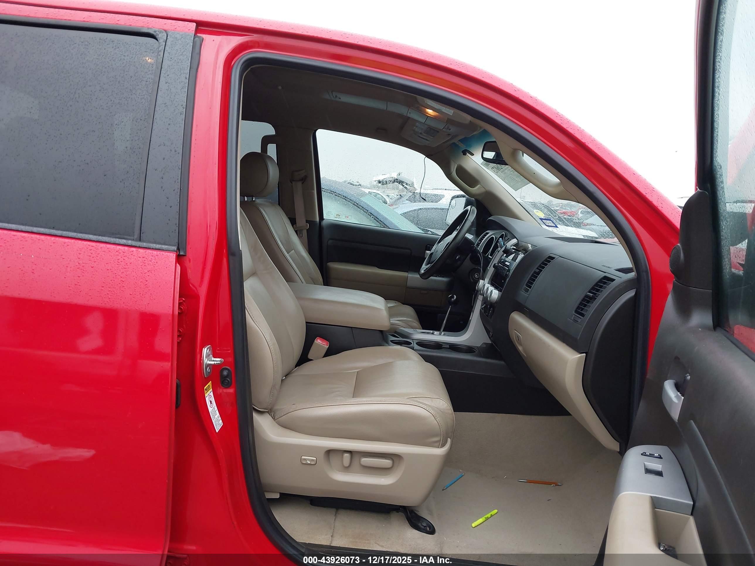 TOYOTA TUNDRA image 5