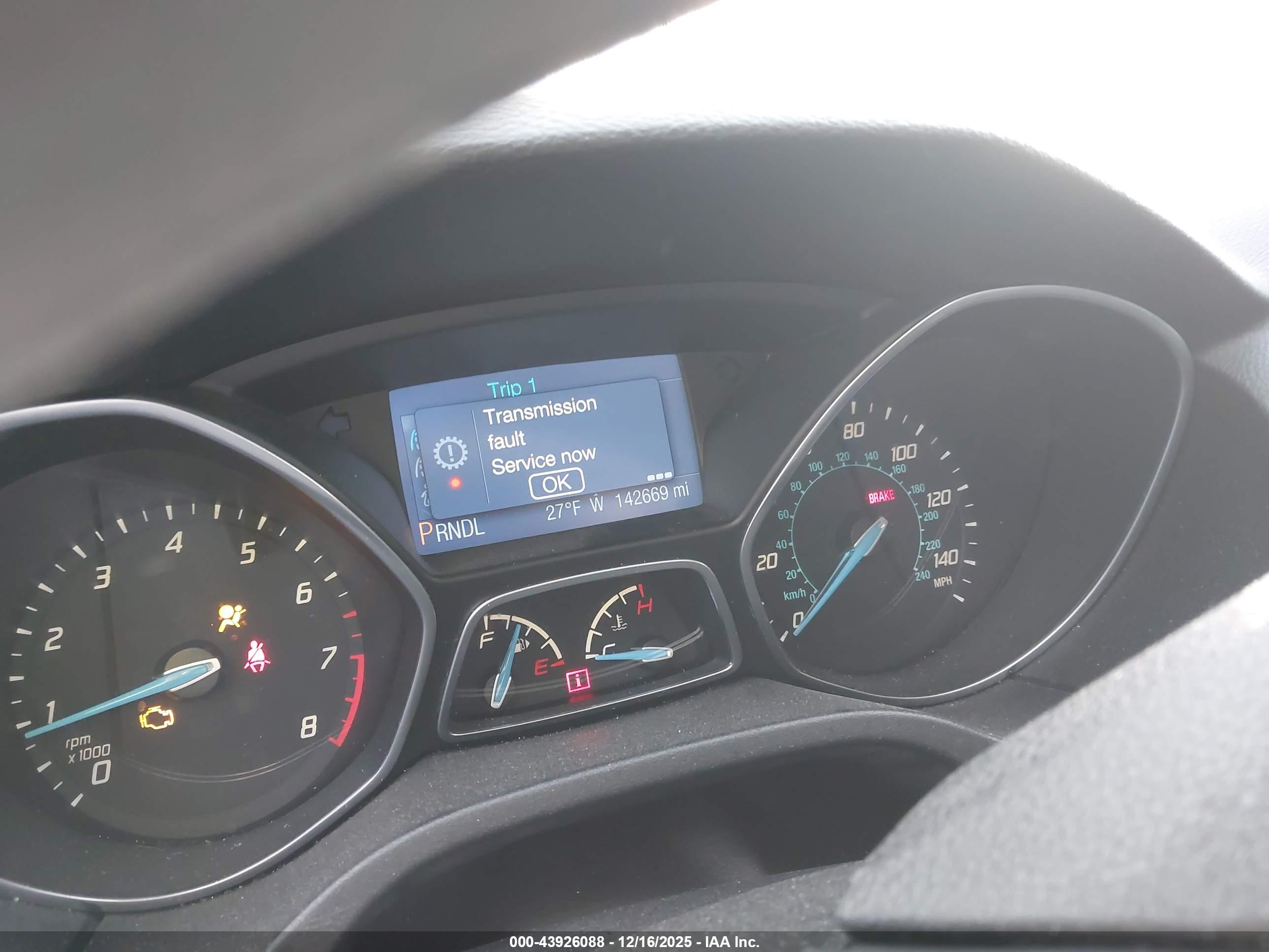 FORD FOCUS image 7