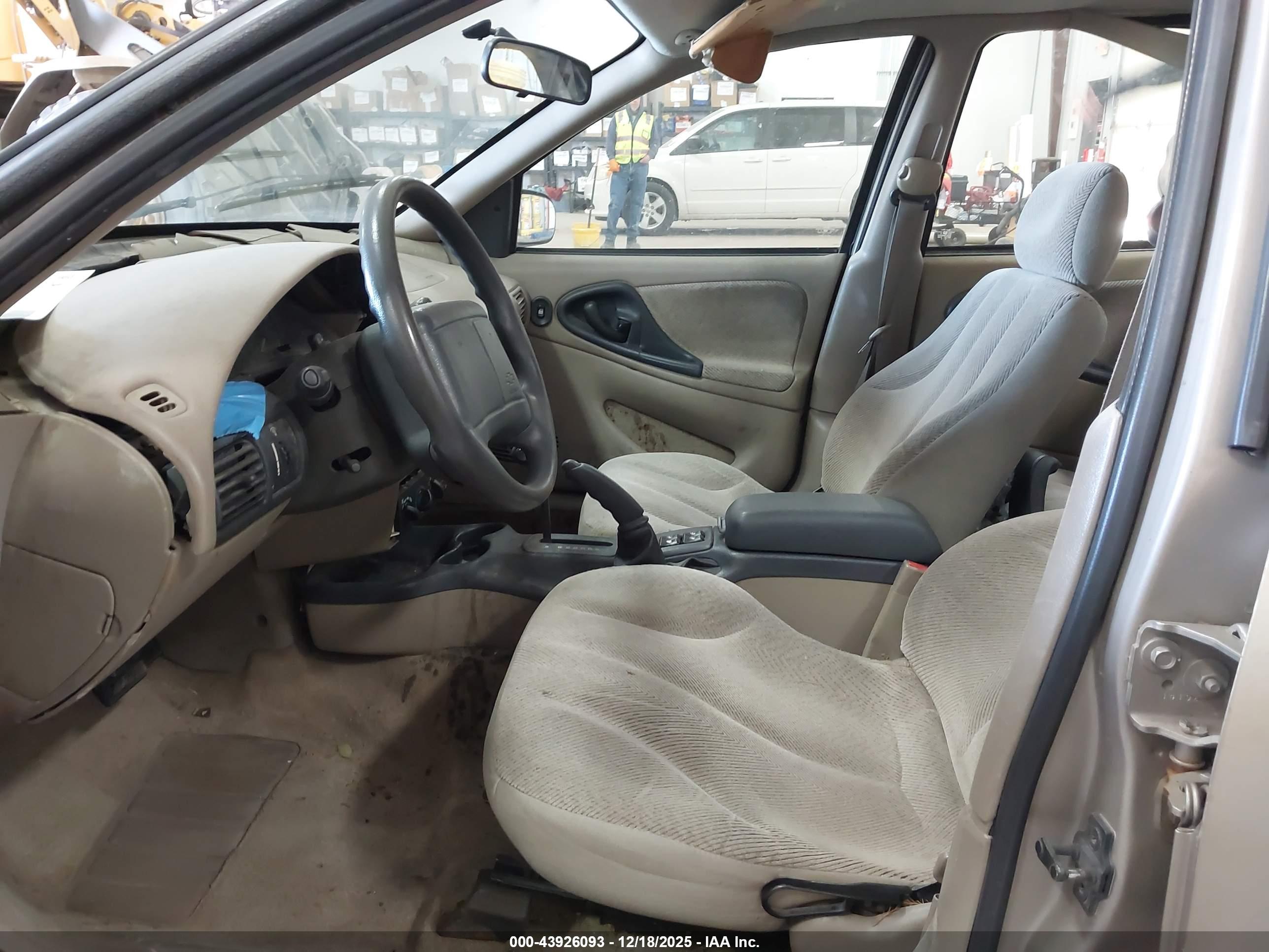 CHEVROLET CAVALIER image 5