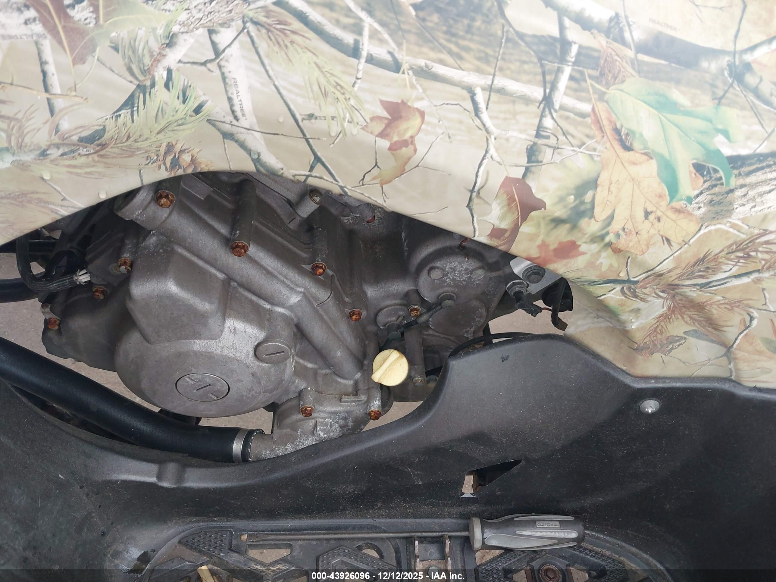 KAWASAKI KVF750 image 9