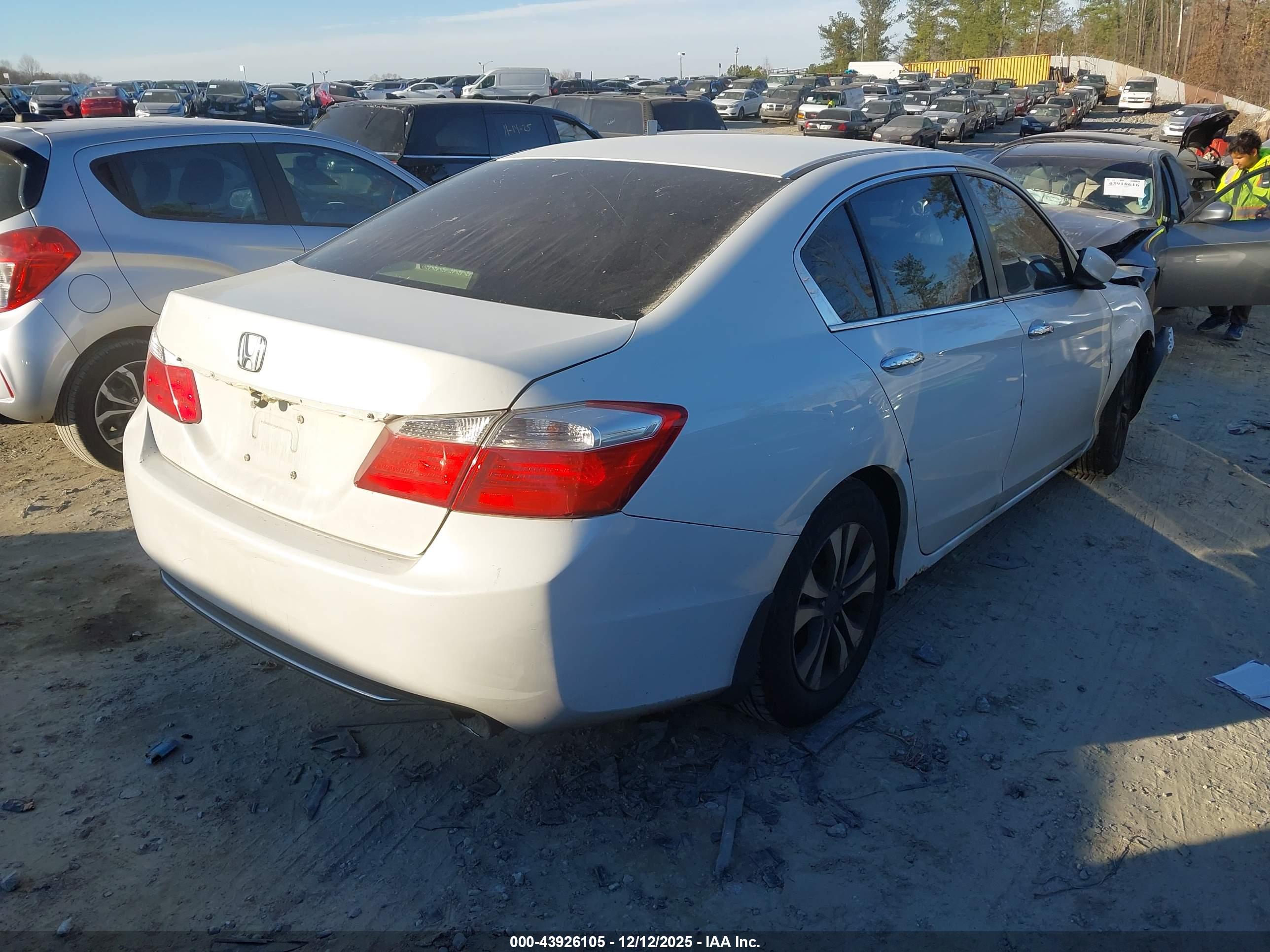 HONDA ACCORD image 4