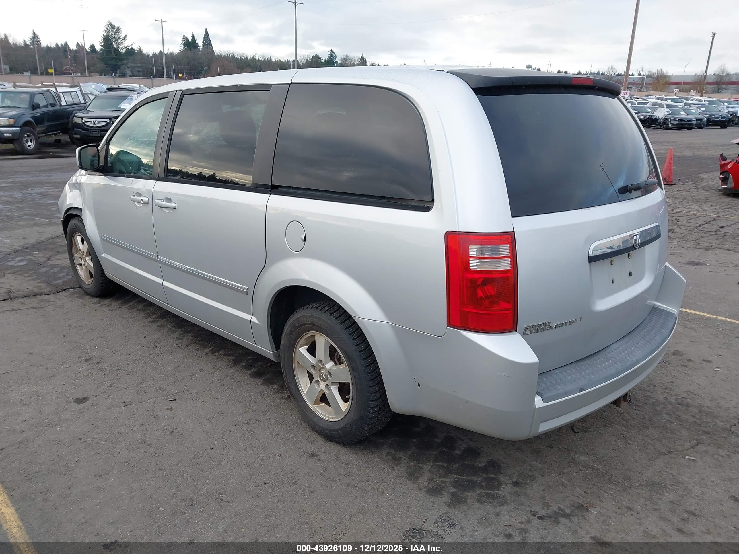 DODGE GRAND image 3