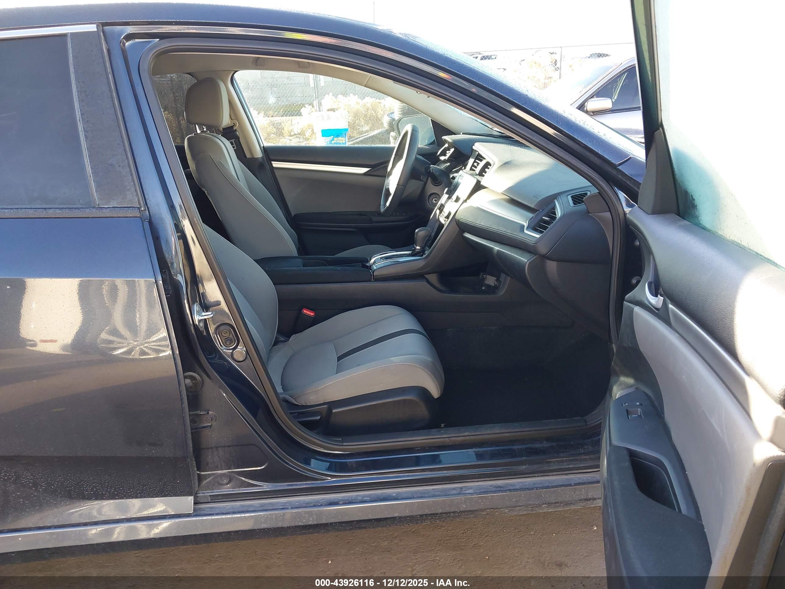 HONDA CIVIC image 5