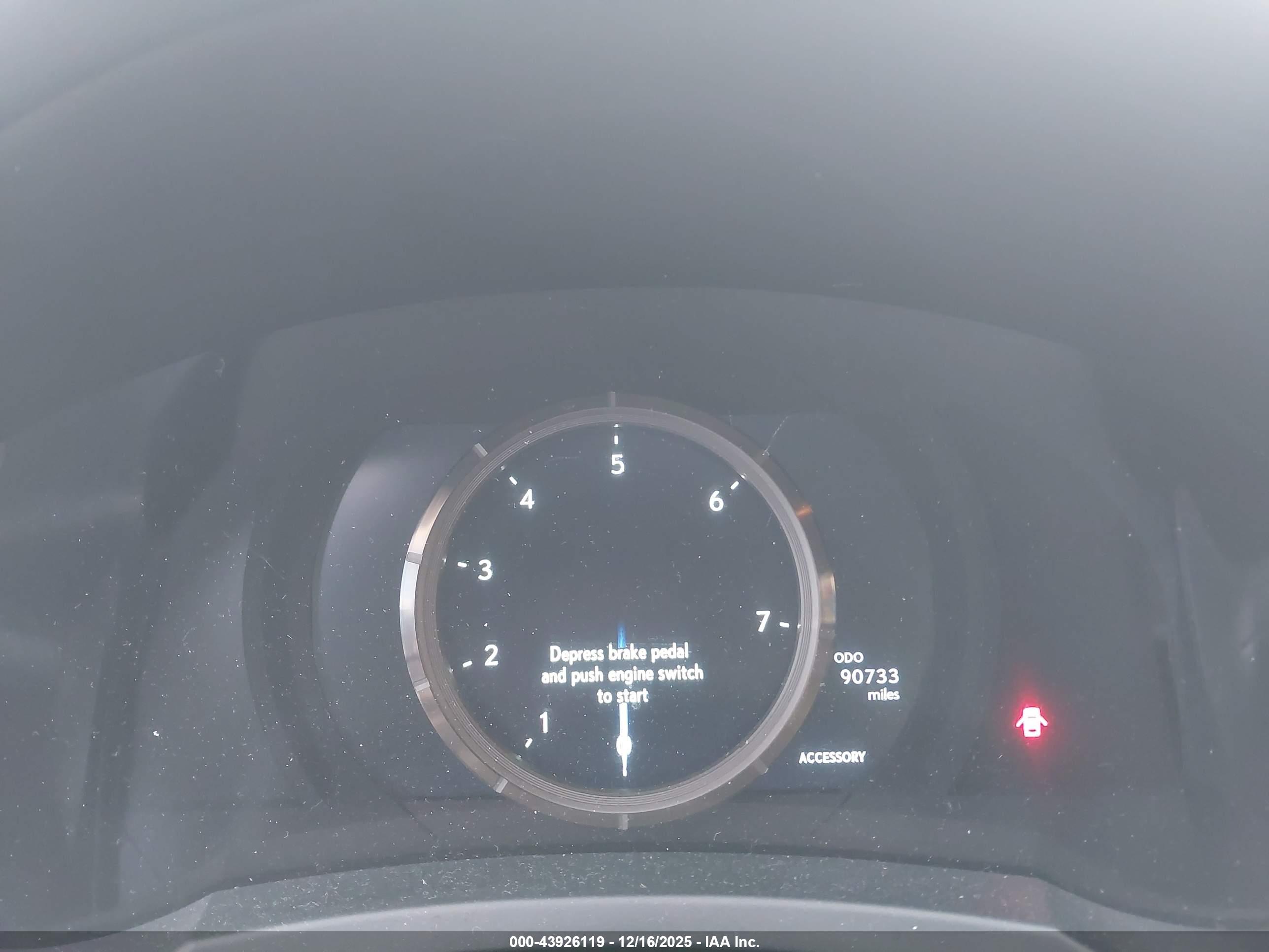 LEXUS IS image 7