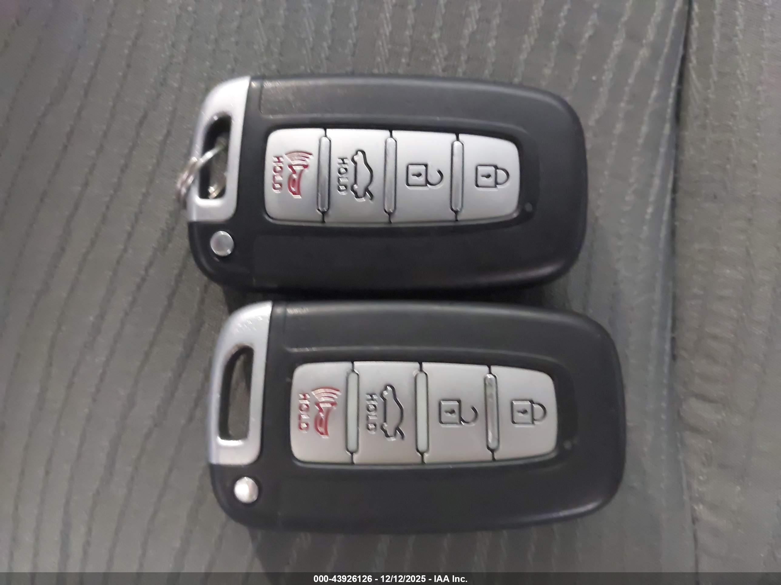 HYUNDAI SONATA image 11