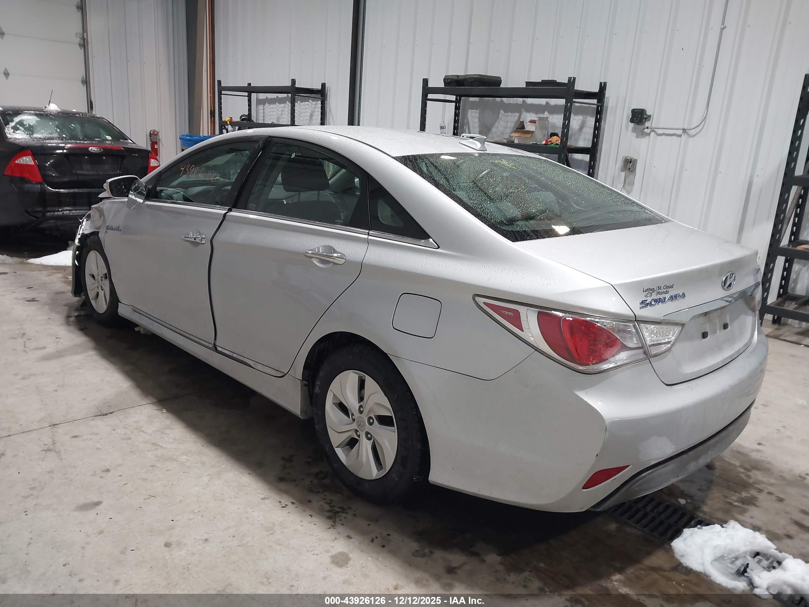 HYUNDAI SONATA image 3