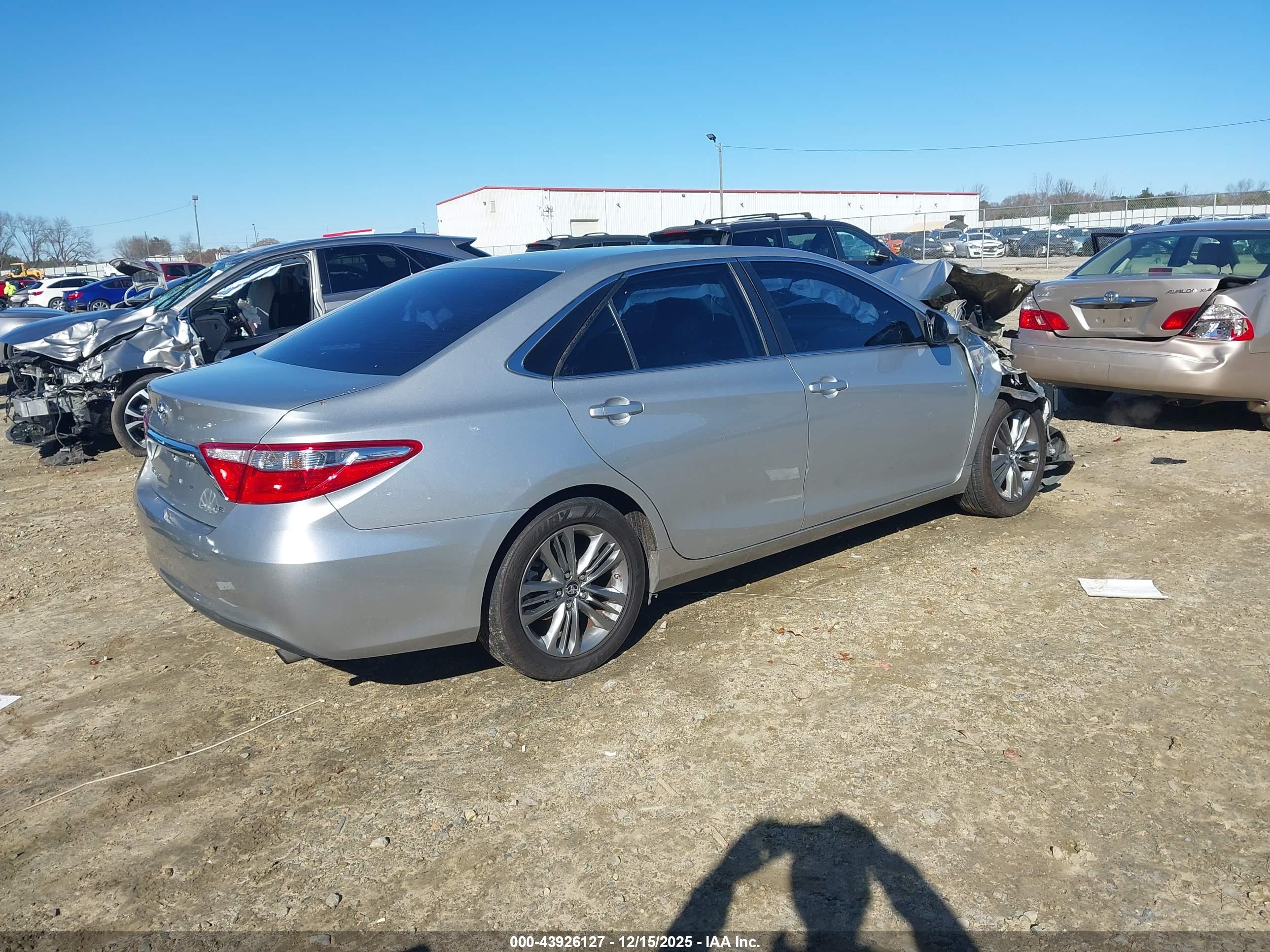 TOYOTA CAMRY image 4