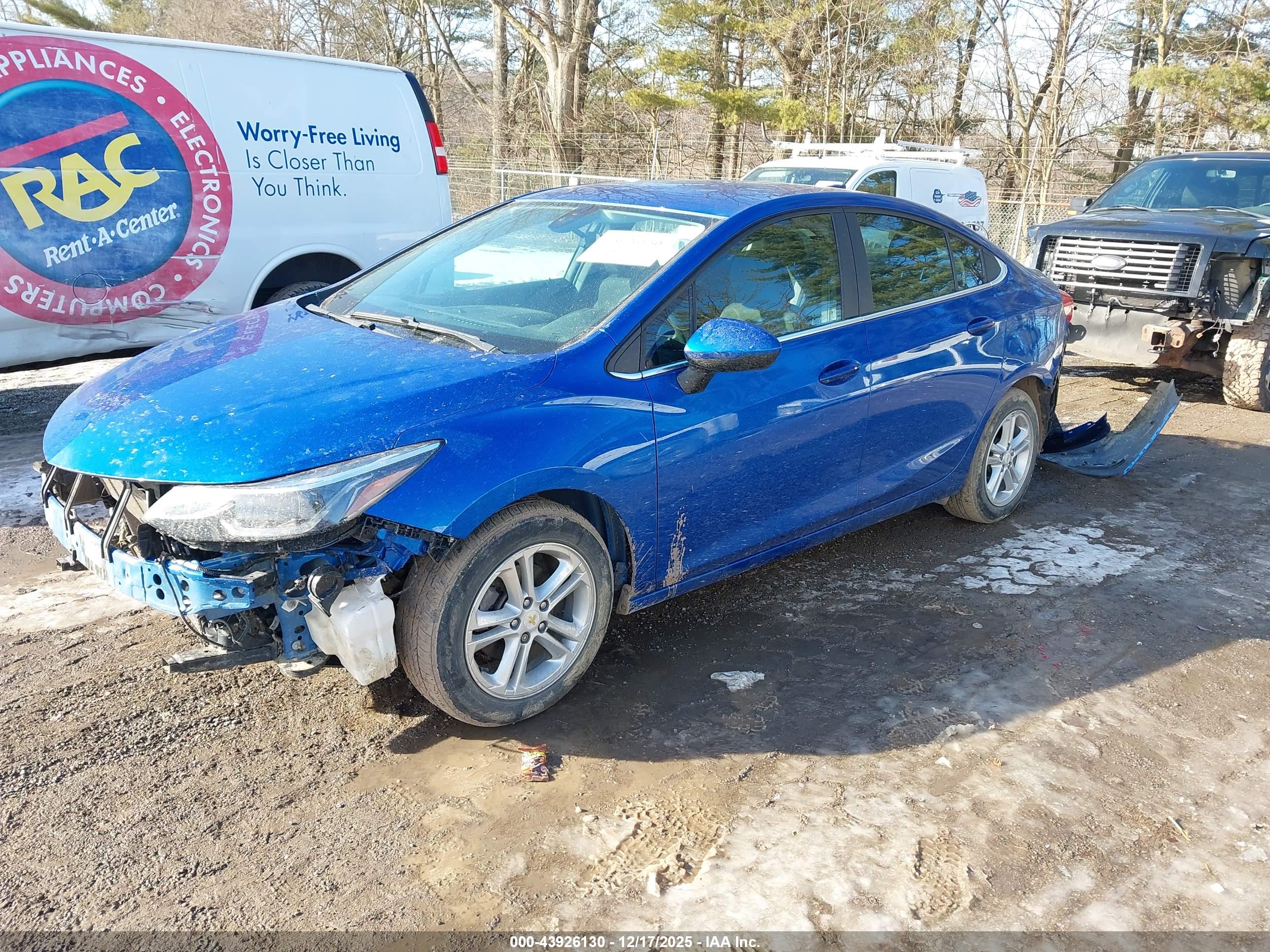 CHEVROLET CRUZE image 2