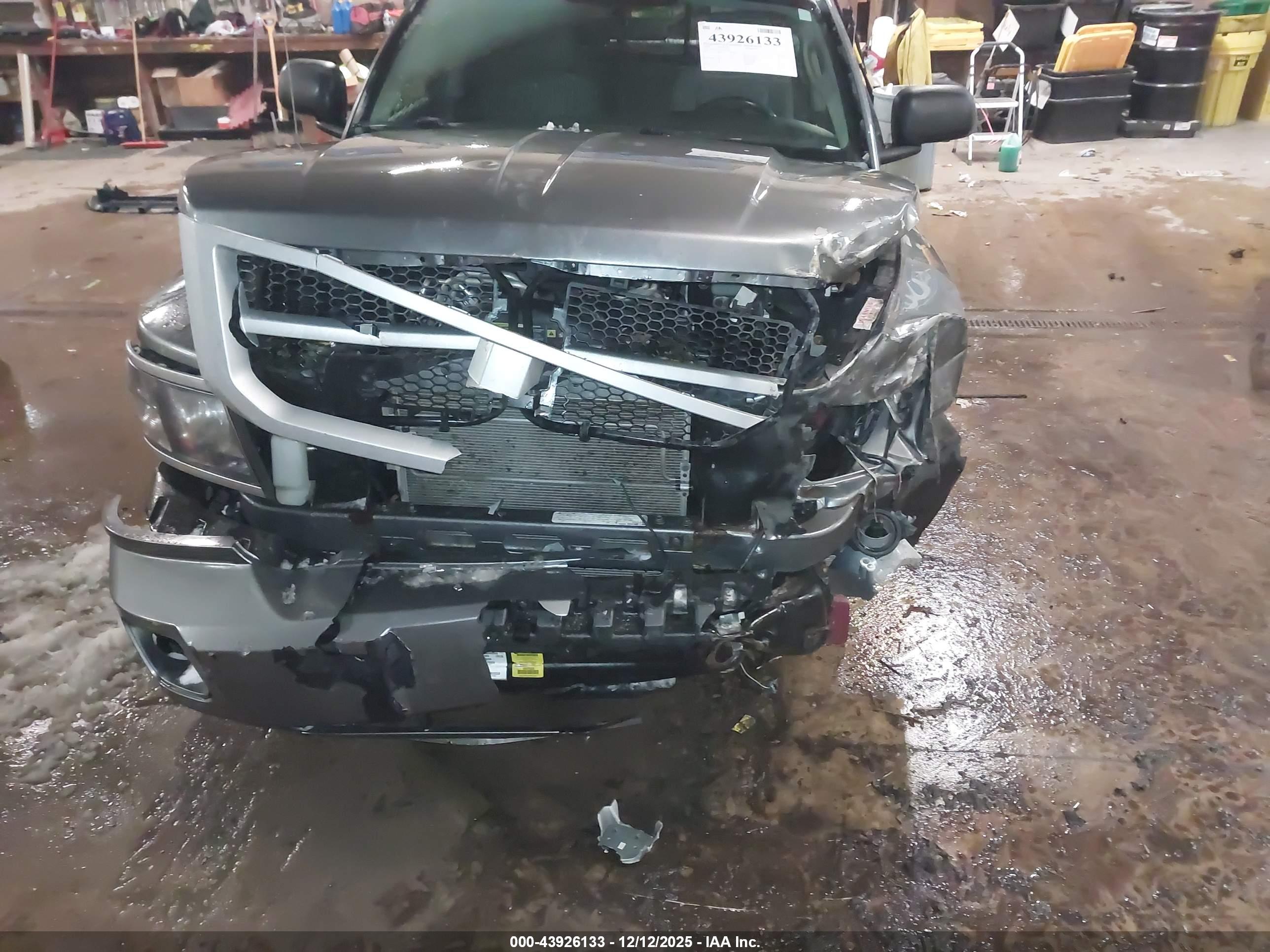 DODGE DAKOTA image 6