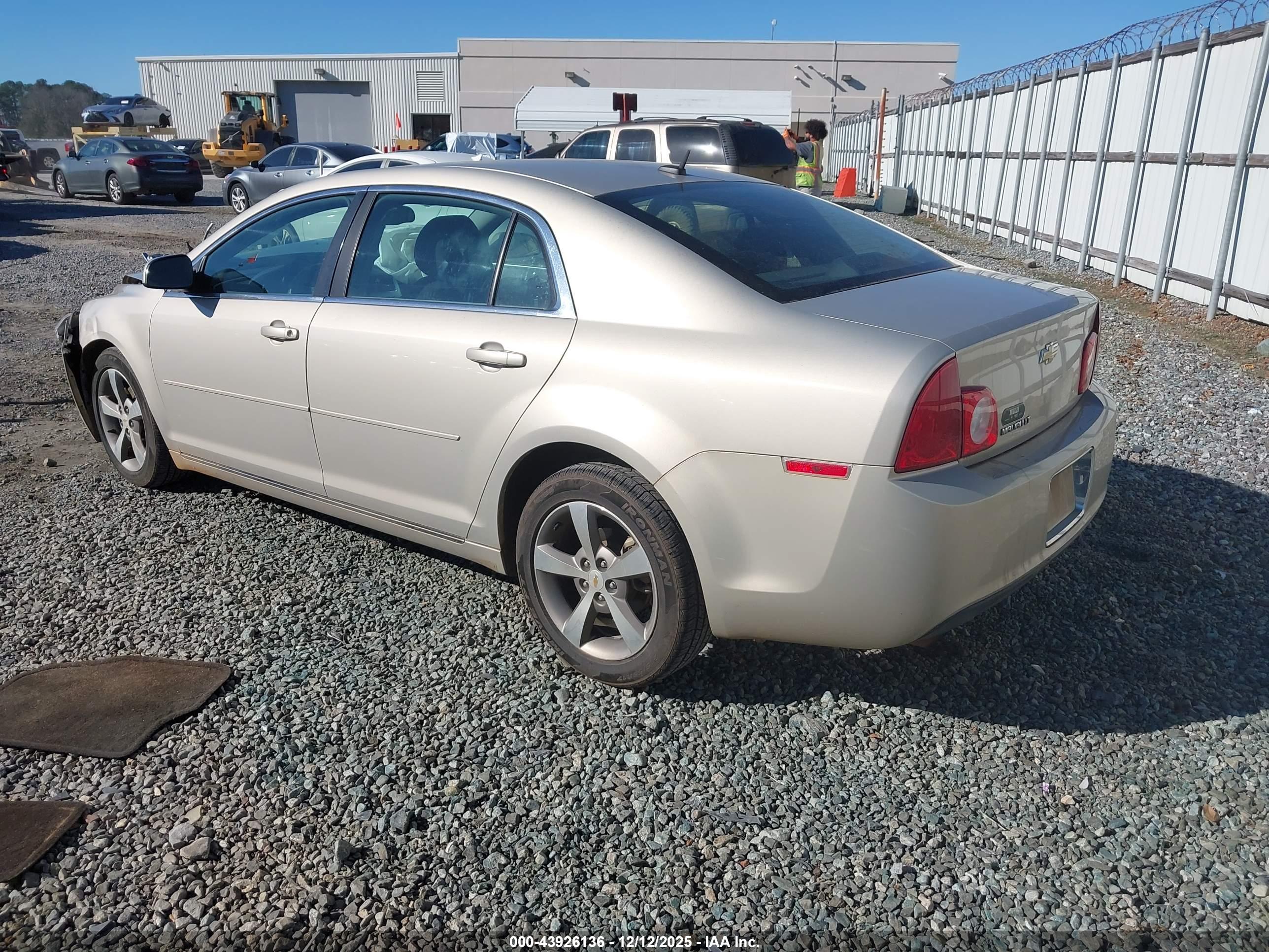 CHEVROLET MALIBU image 3