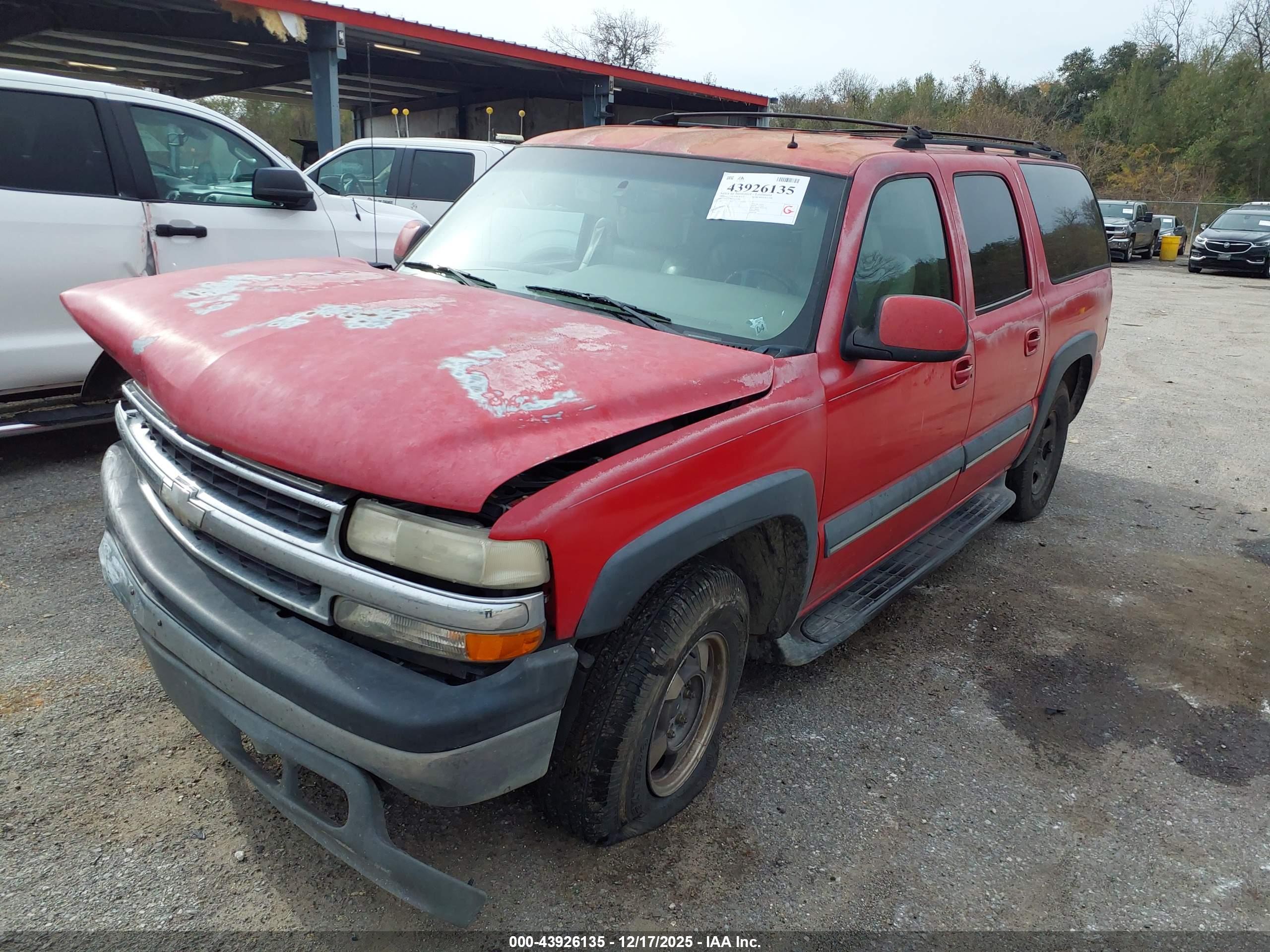 CHEVROLET SUBURBAN image 2