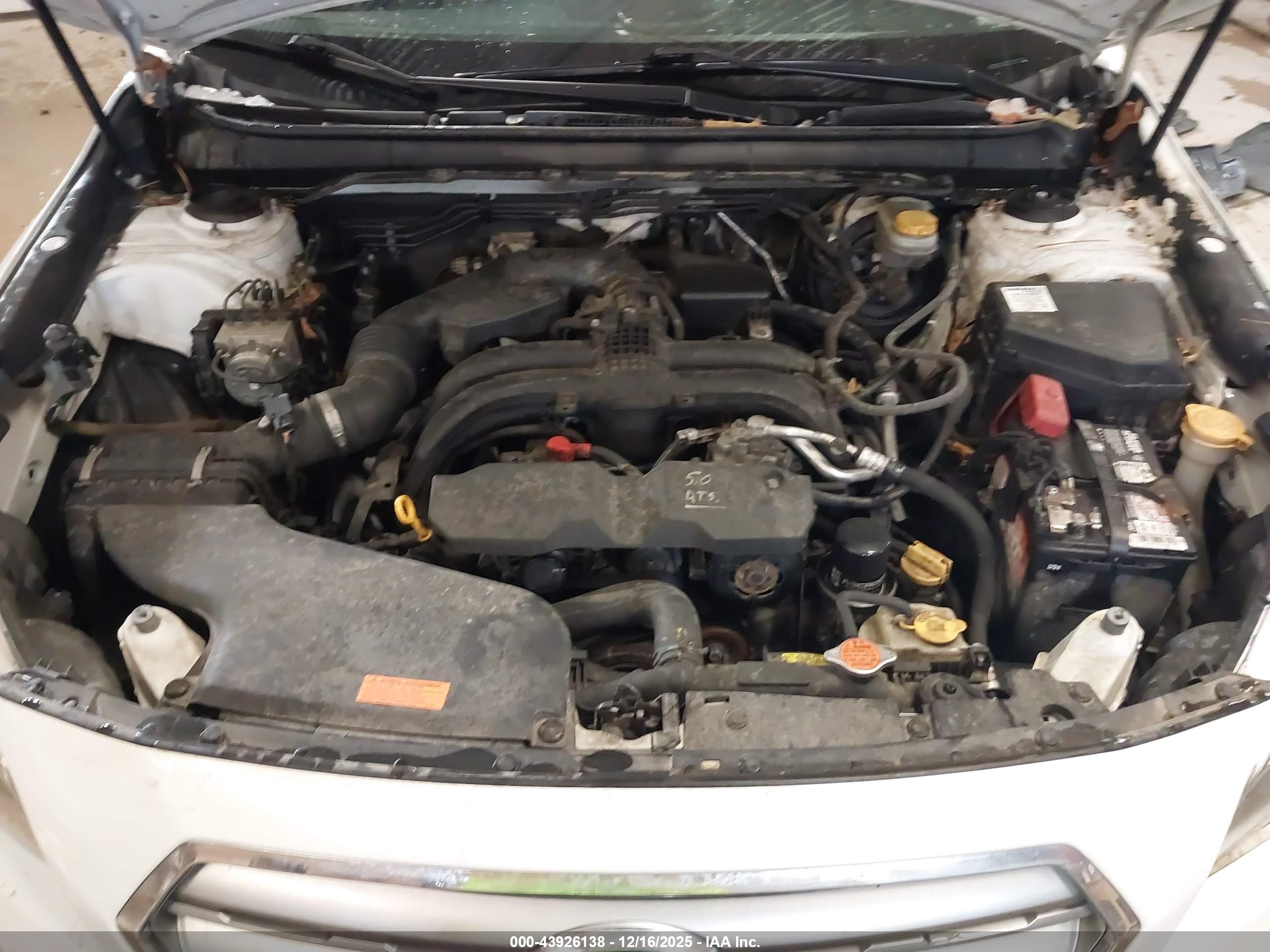 SUBARU OUTBACK image 10