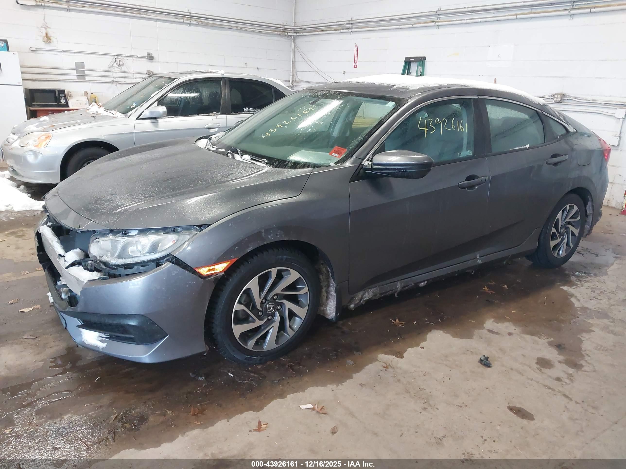 HONDA CIVIC image 2