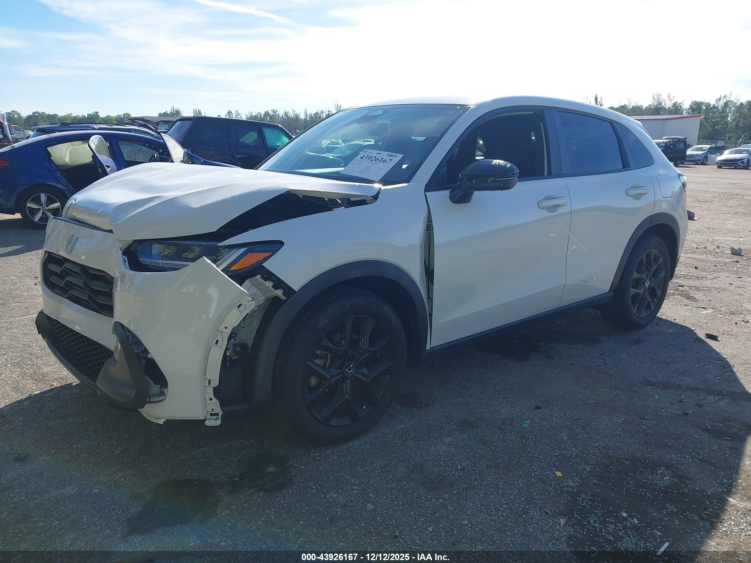 HONDA HR-V image 2