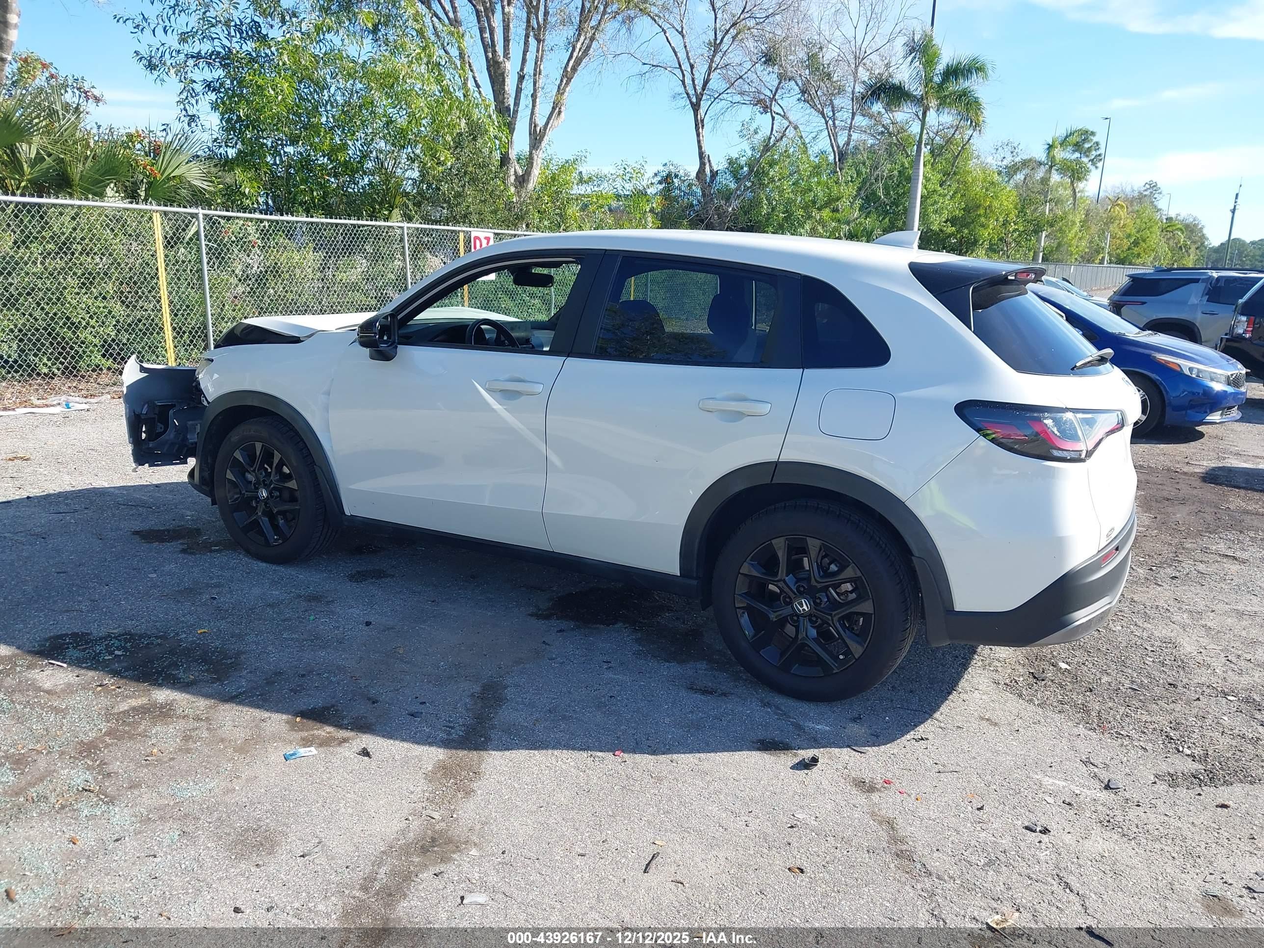 HONDA HR-V image 3