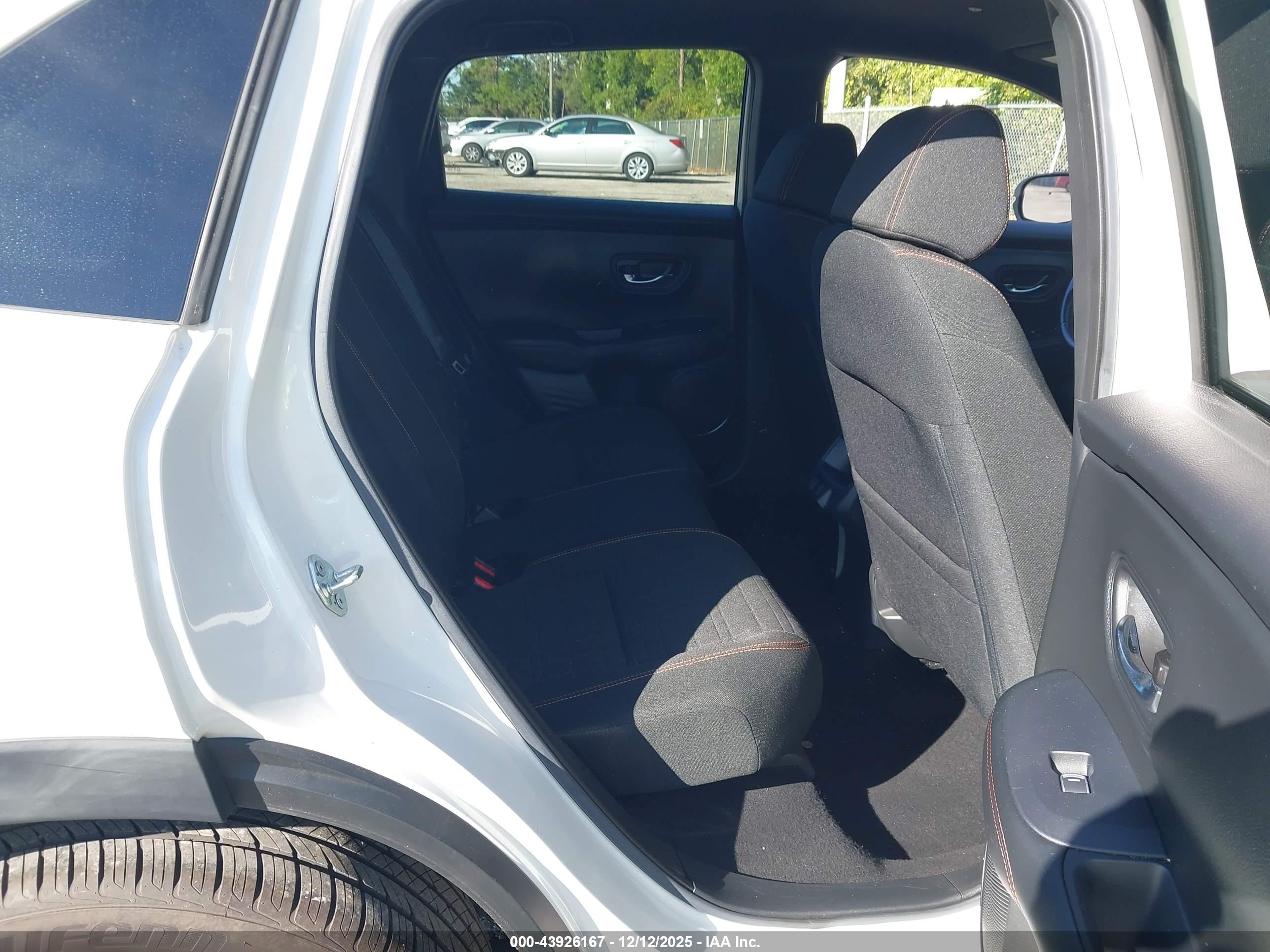 HONDA HR-V image 8