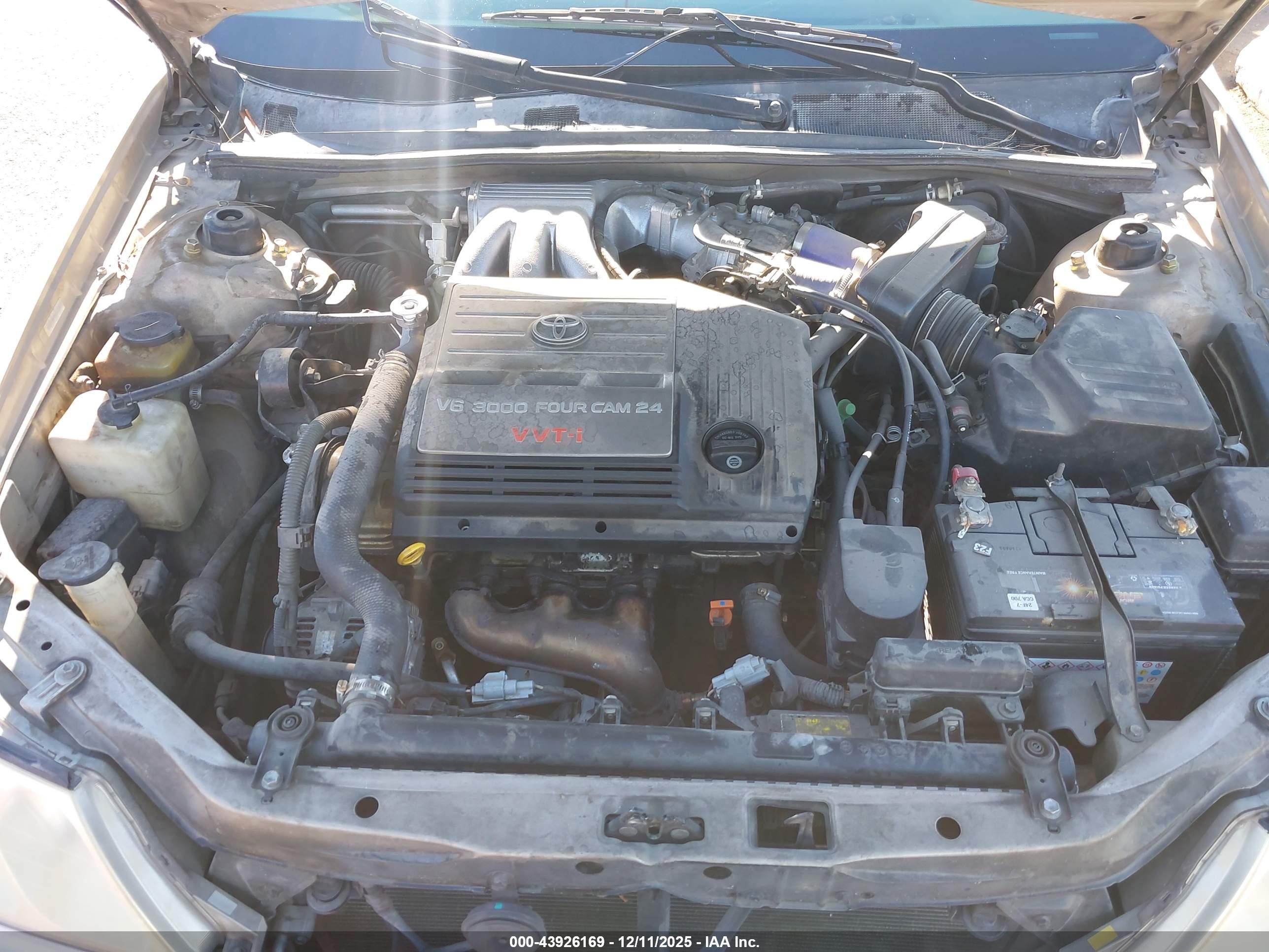 TOYOTA AVALON image 10