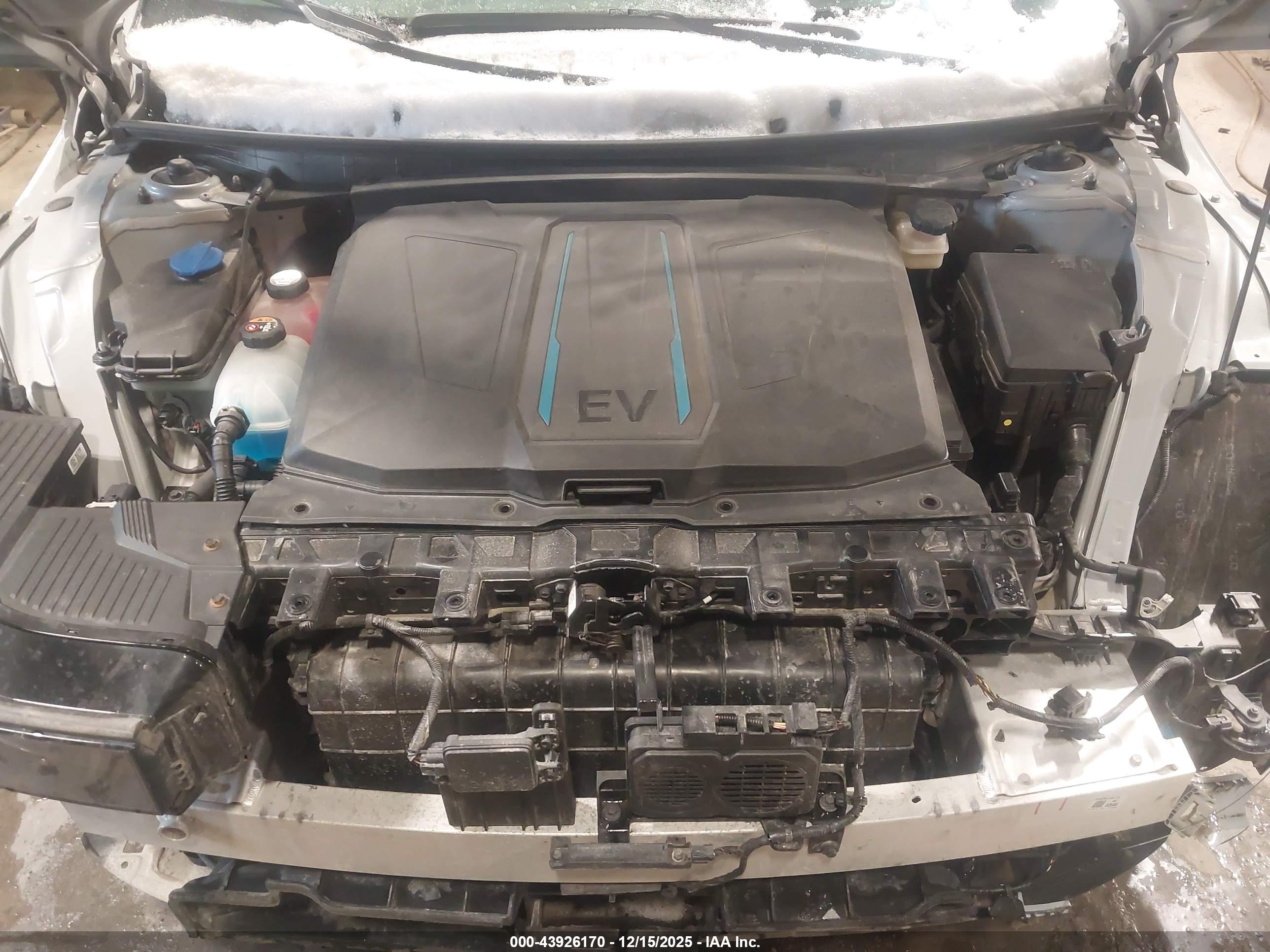 HYUNDAI IONIQ image 10