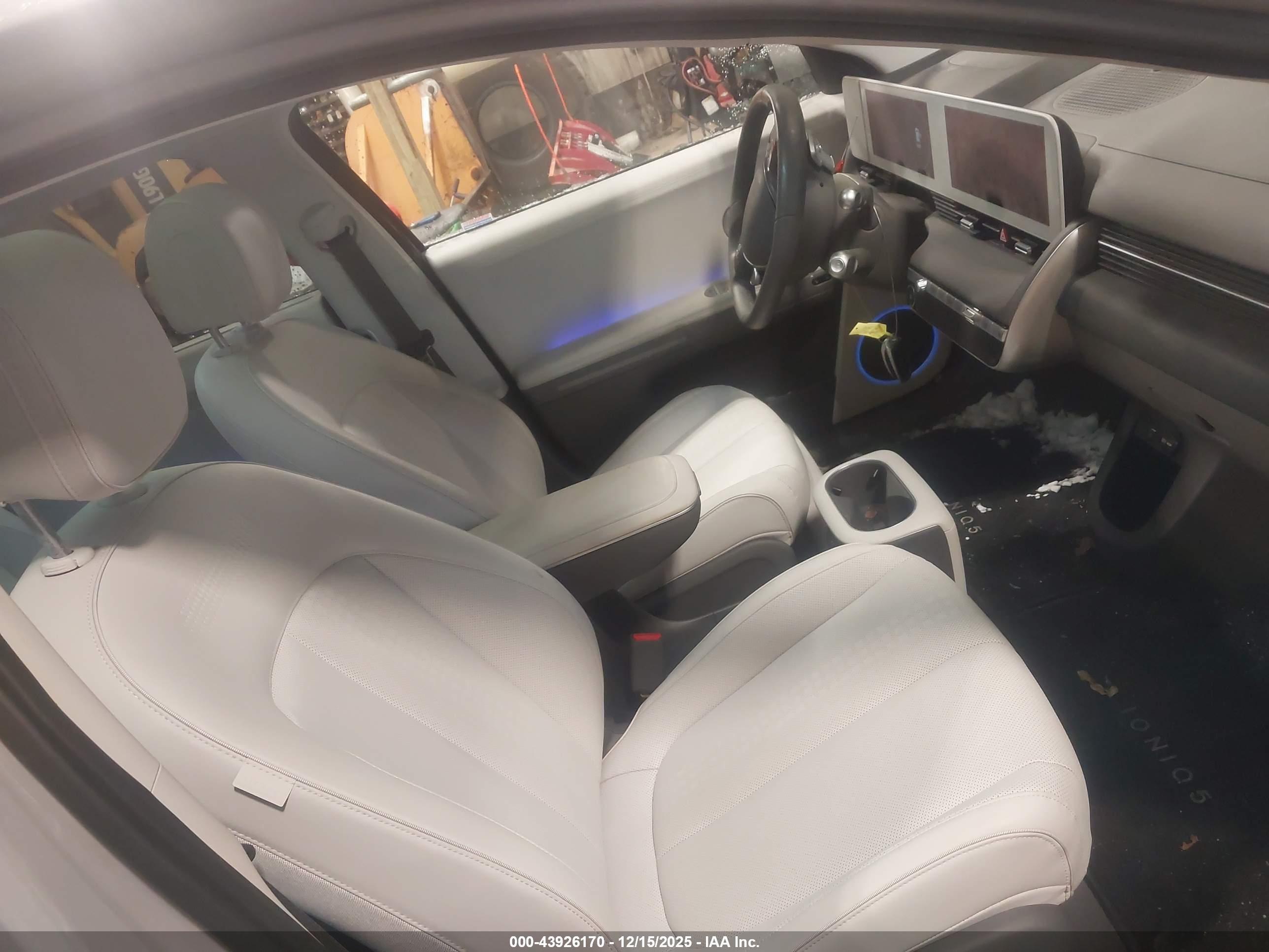HYUNDAI IONIQ image 5