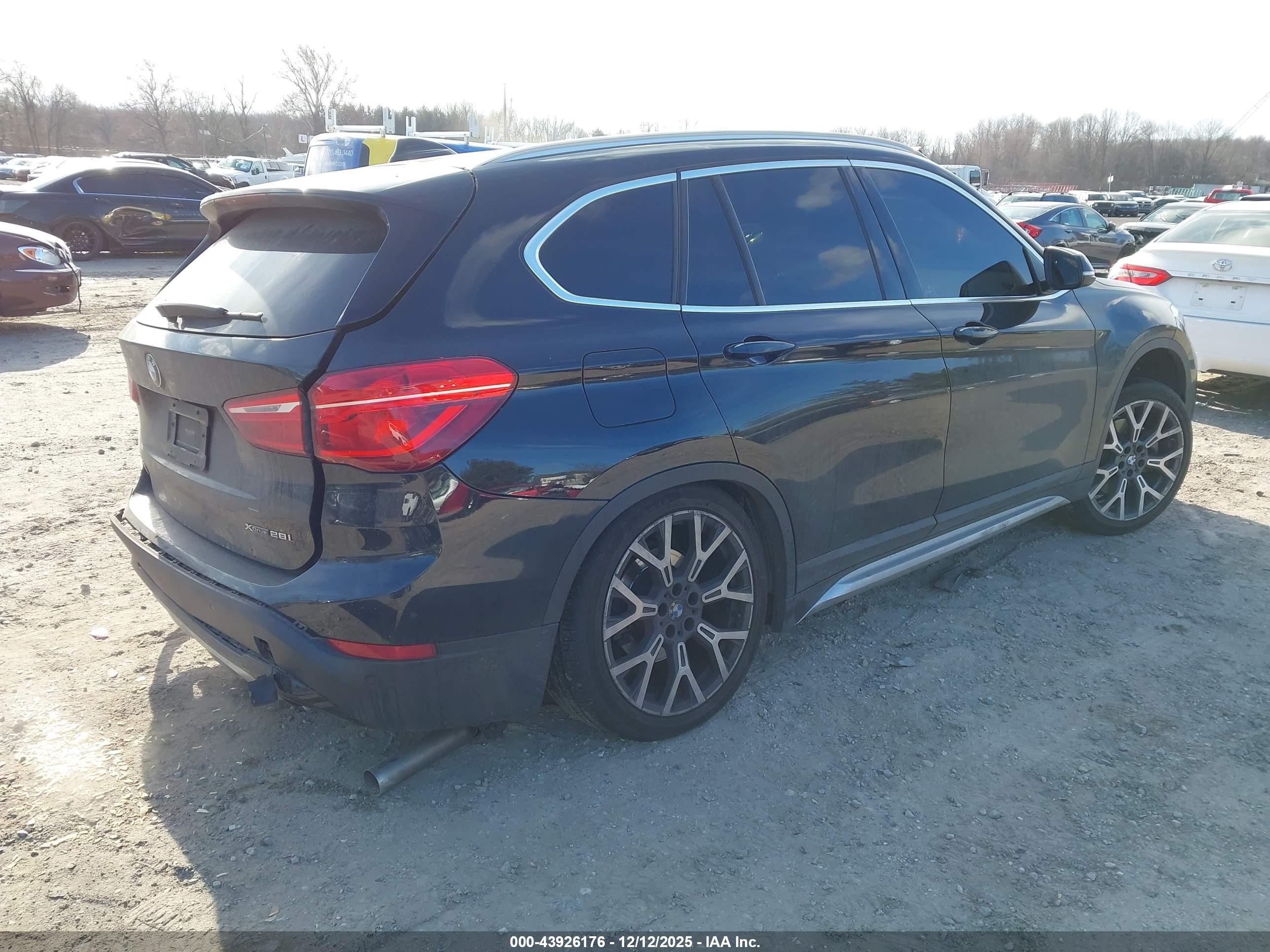 BMW X1 image 4