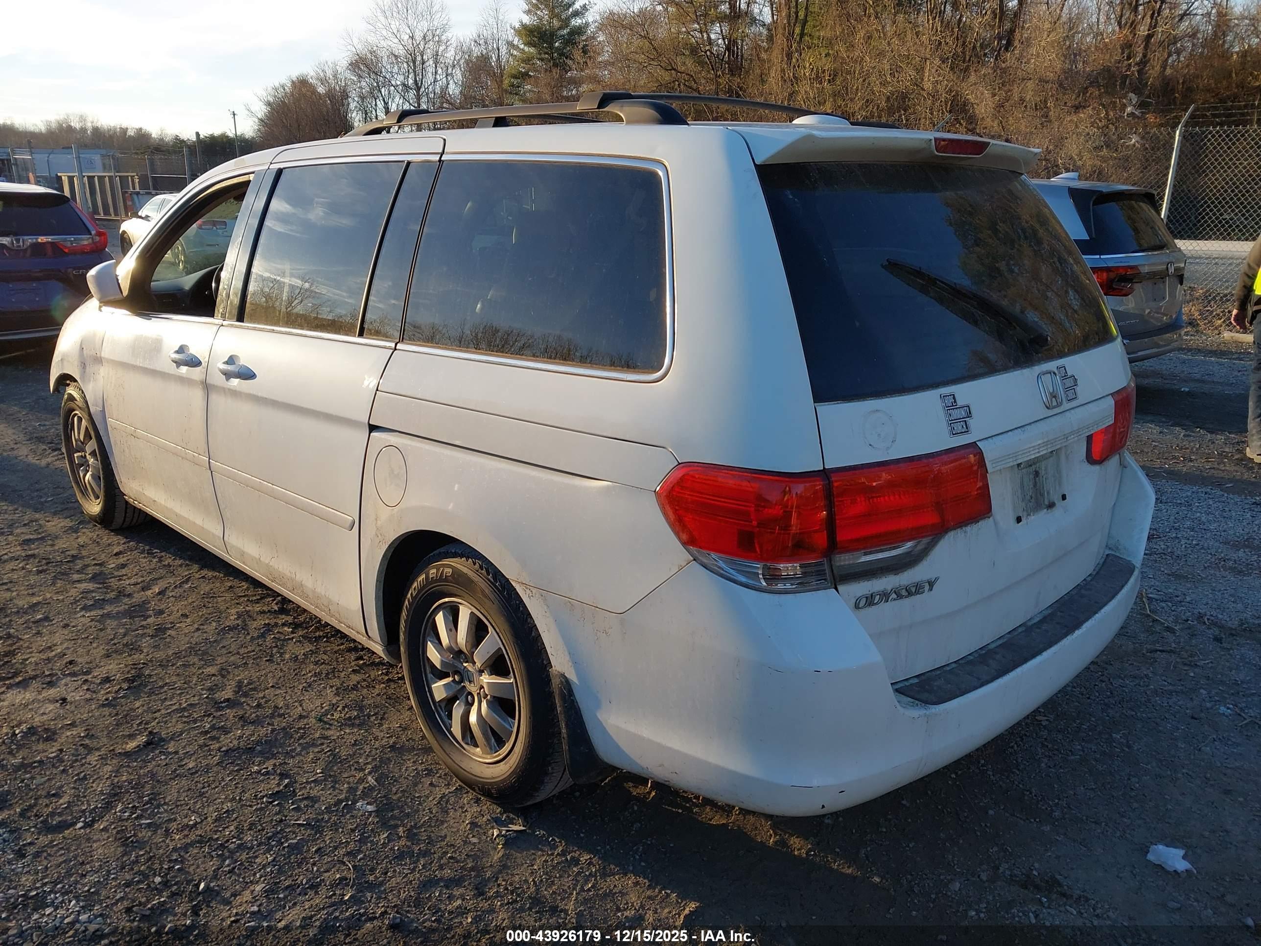 HONDA ODYSSEY image 3