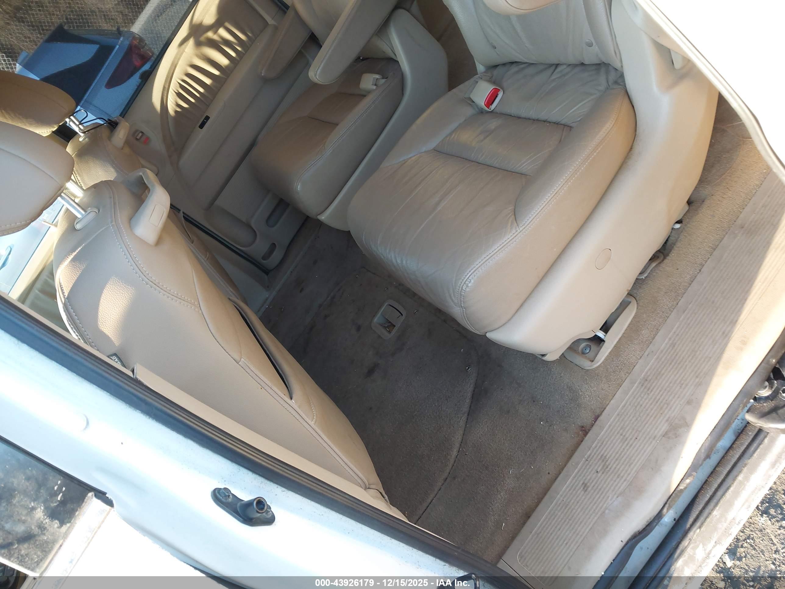 HONDA ODYSSEY image 8