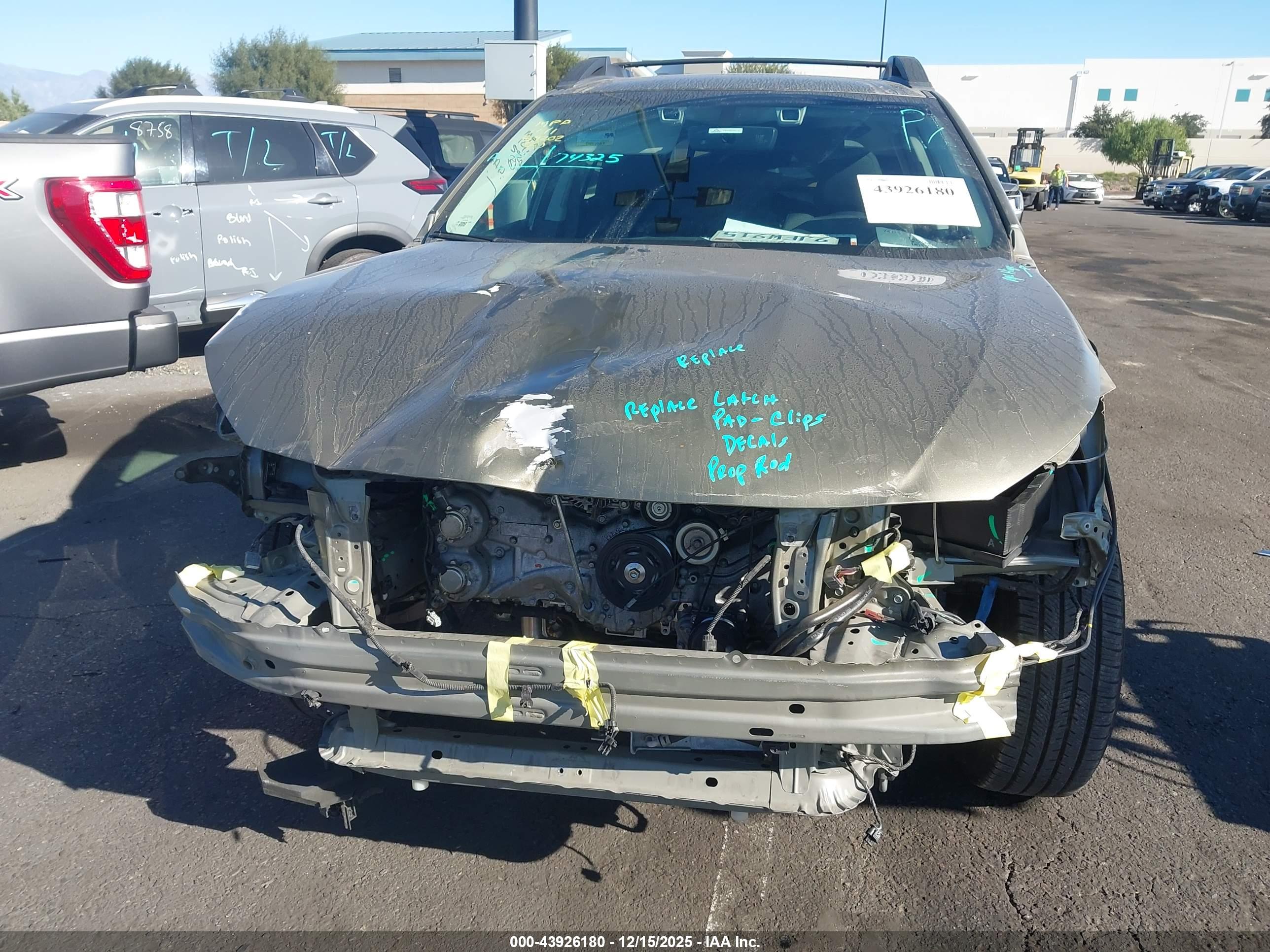 SUBARU OUTBACK image 6