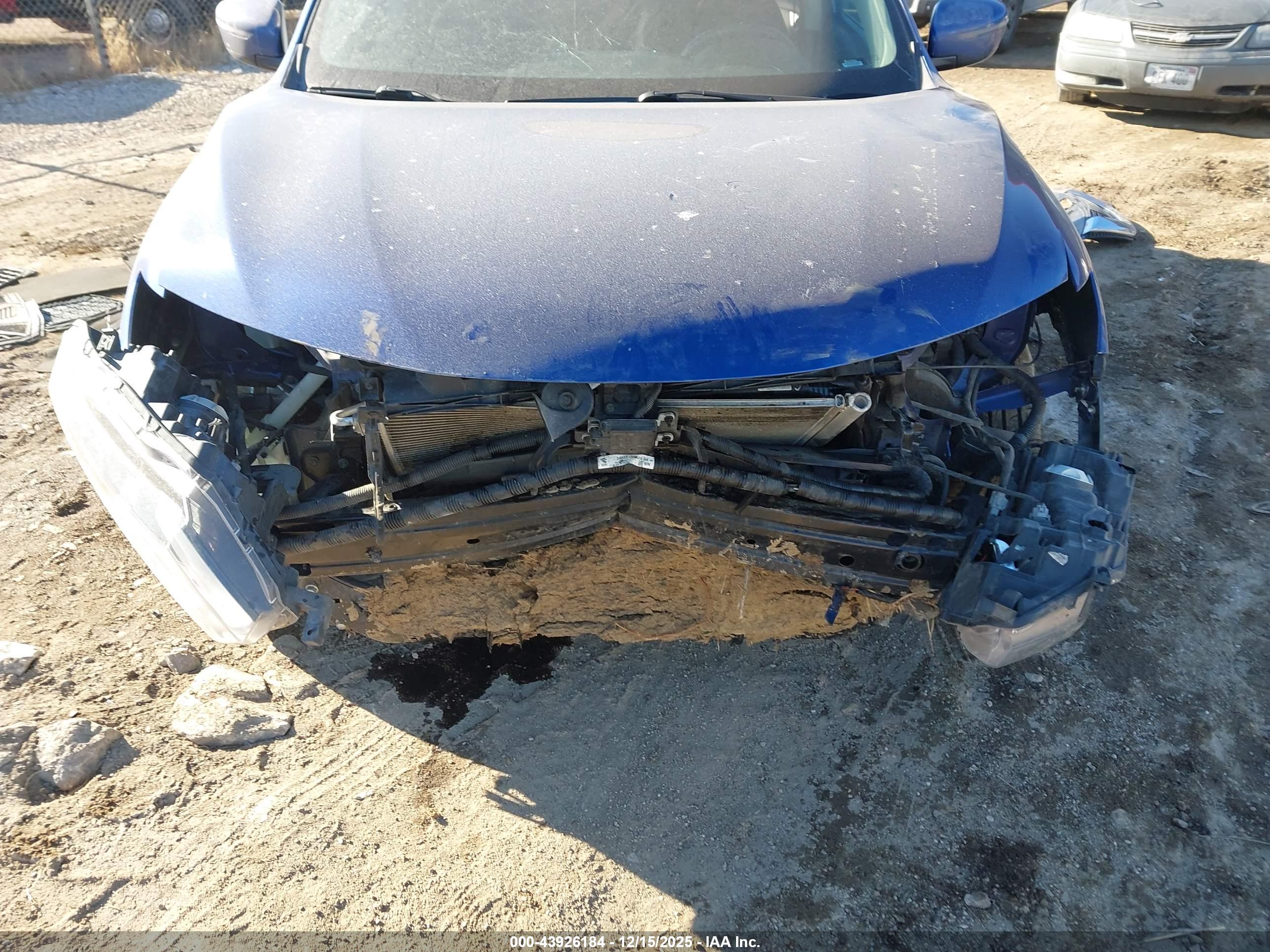NISSAN ROGUE image 6
