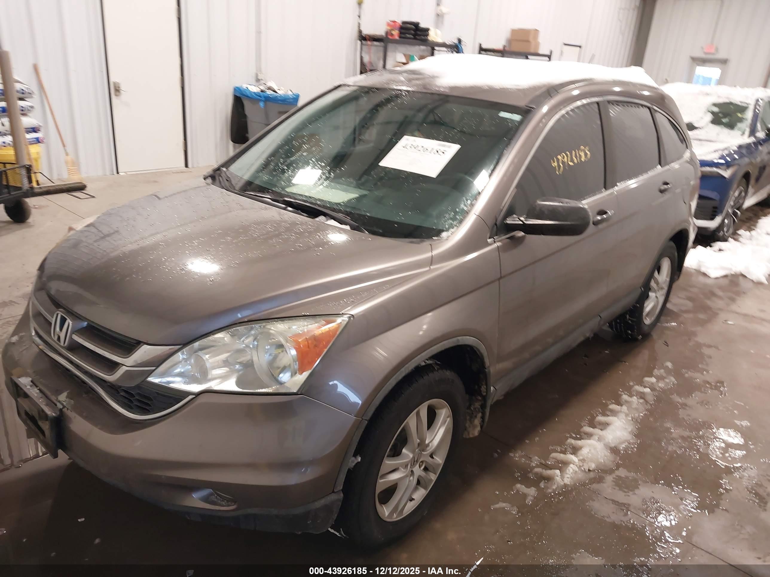 HONDA CR-V image 2