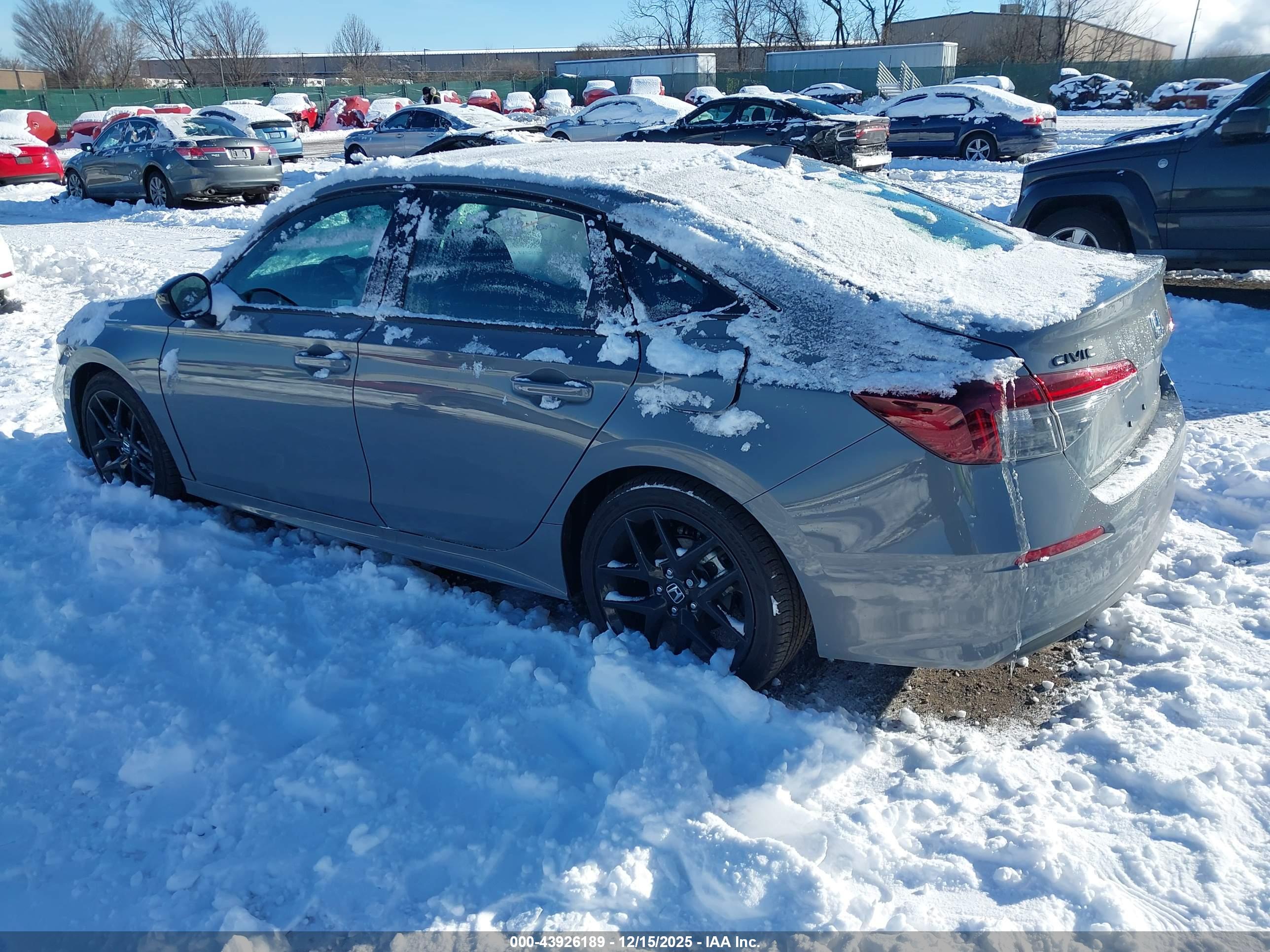 HONDA CIVIC image 3