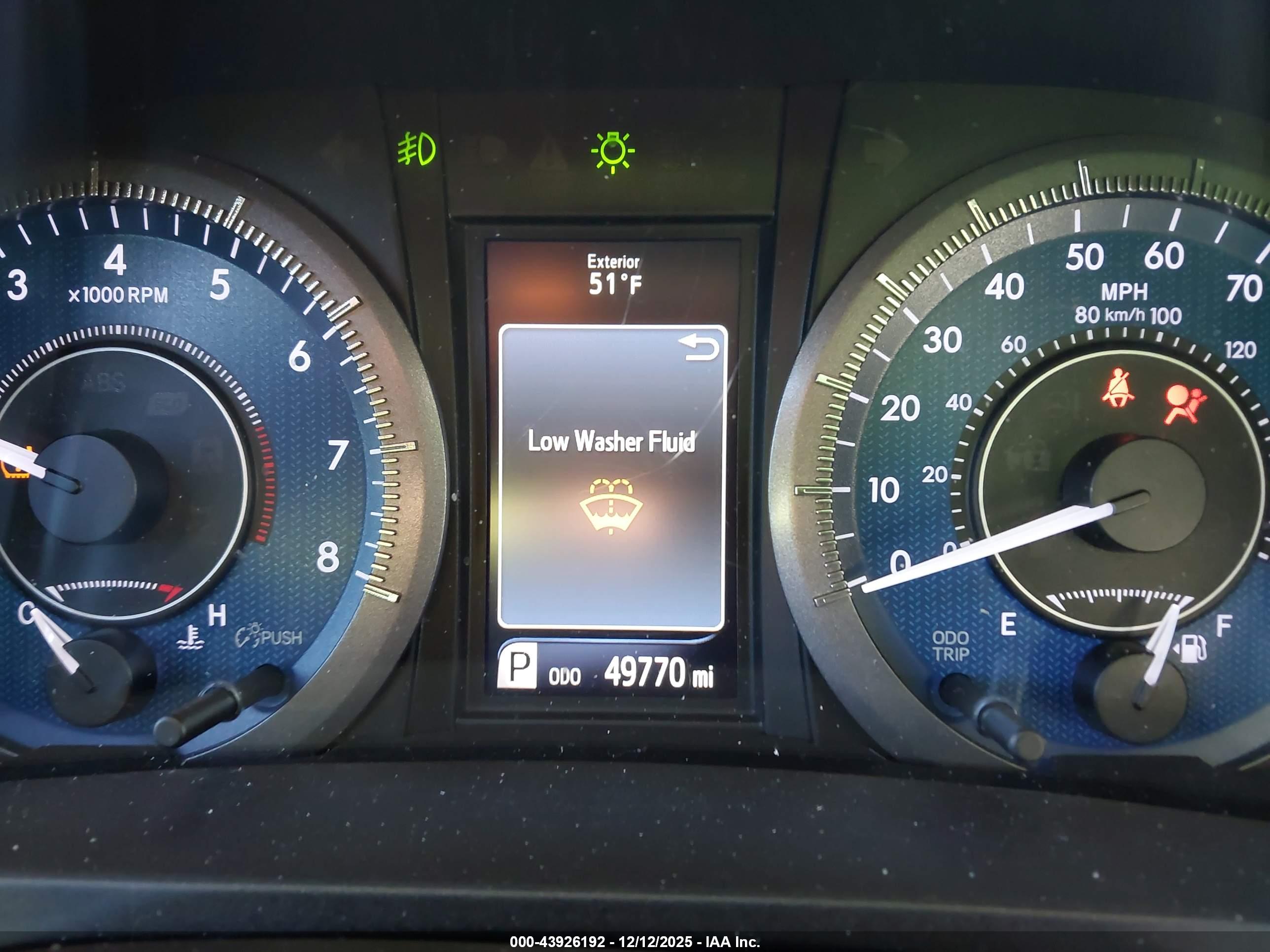 TOYOTA SIENNA image 7