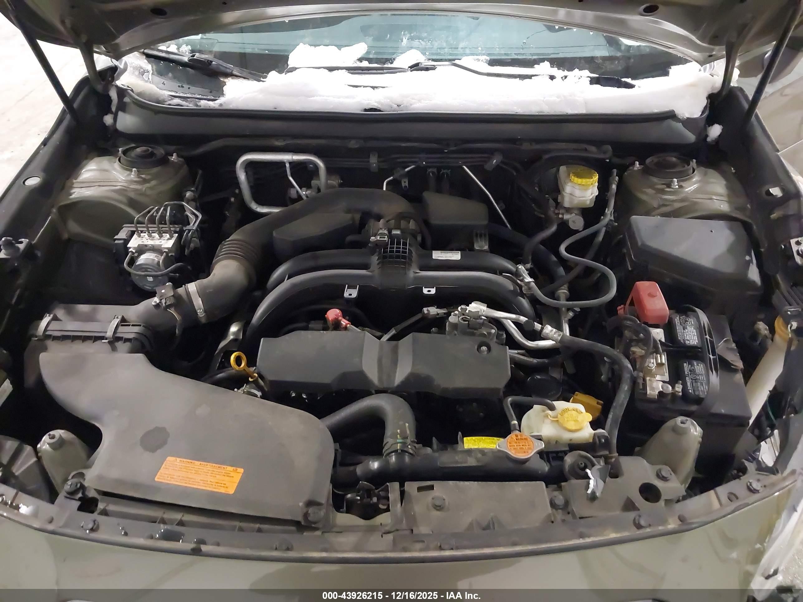 SUBARU OUTBACK image 10
