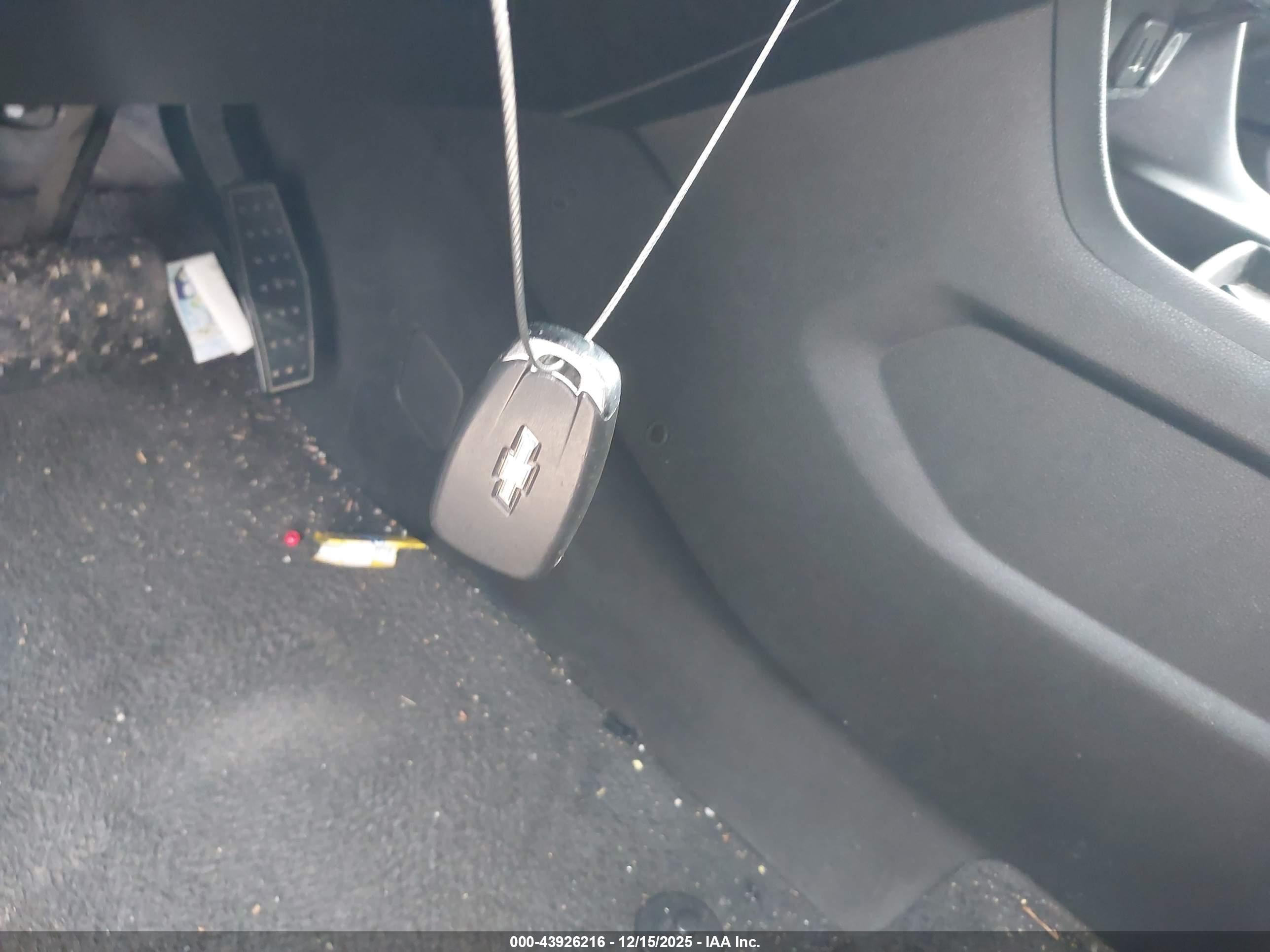 CHEVROLET TRAVERSE image 11