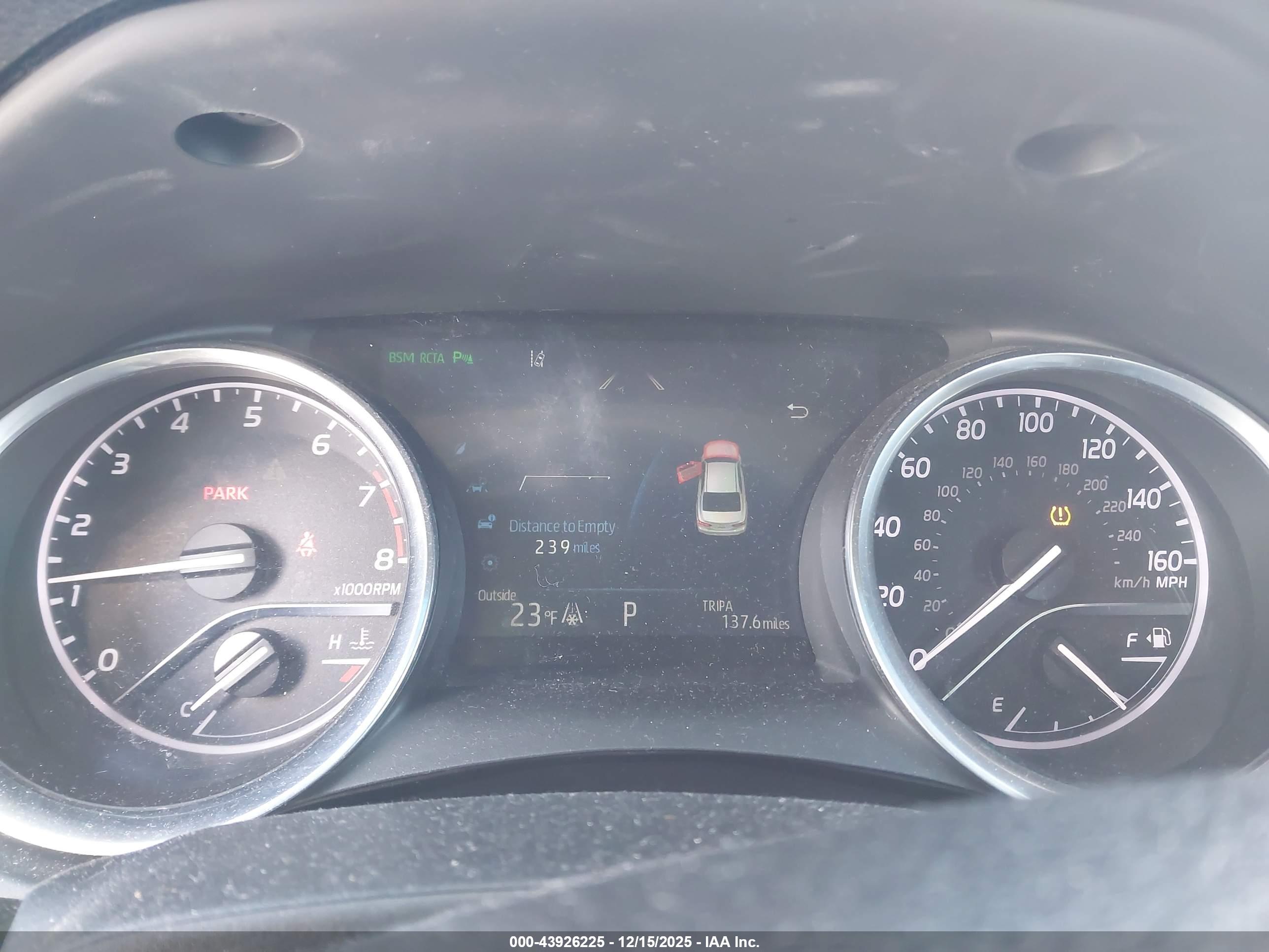 TOYOTA CAMRY image 7