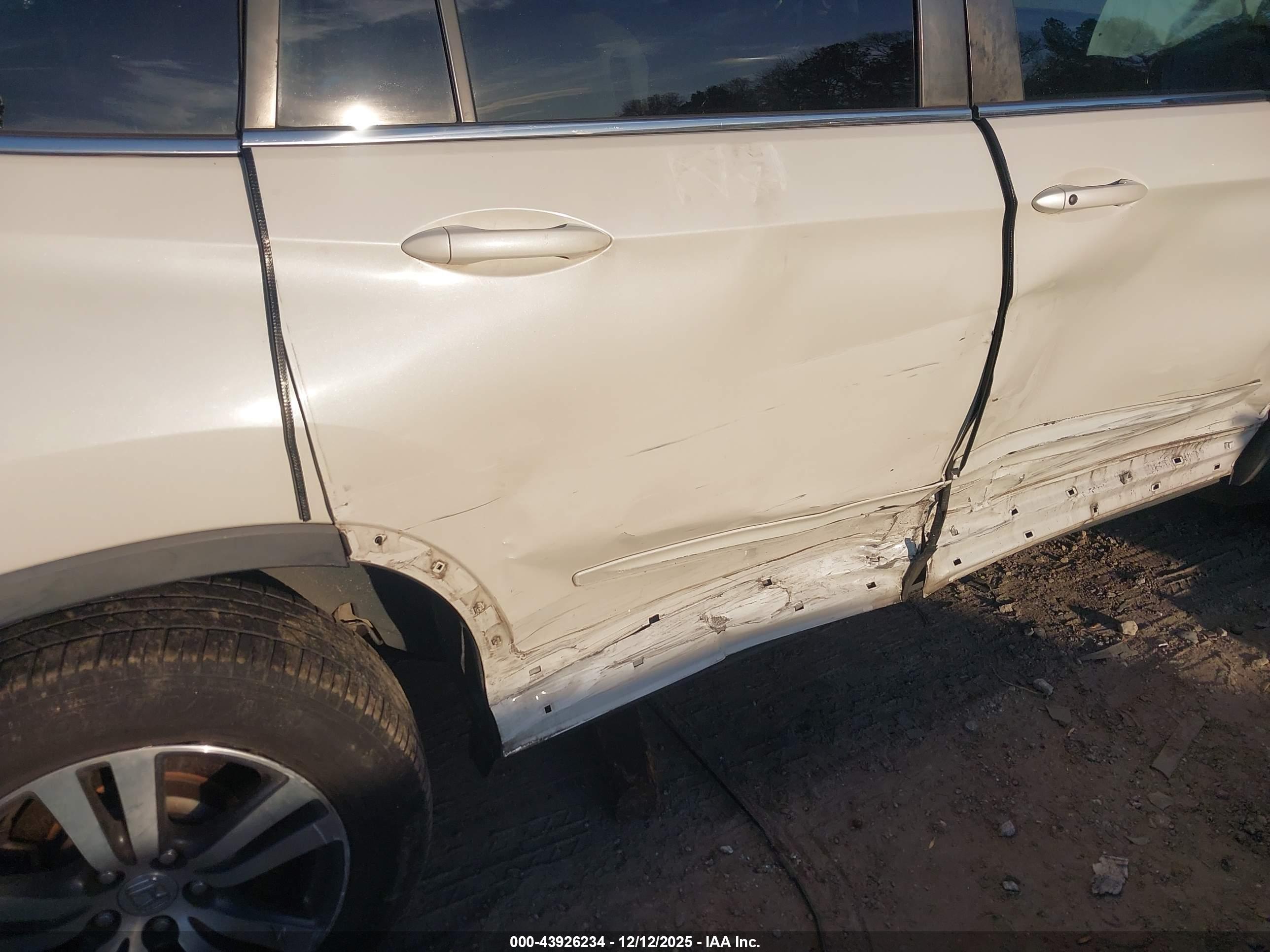 HONDA PILOT image 6