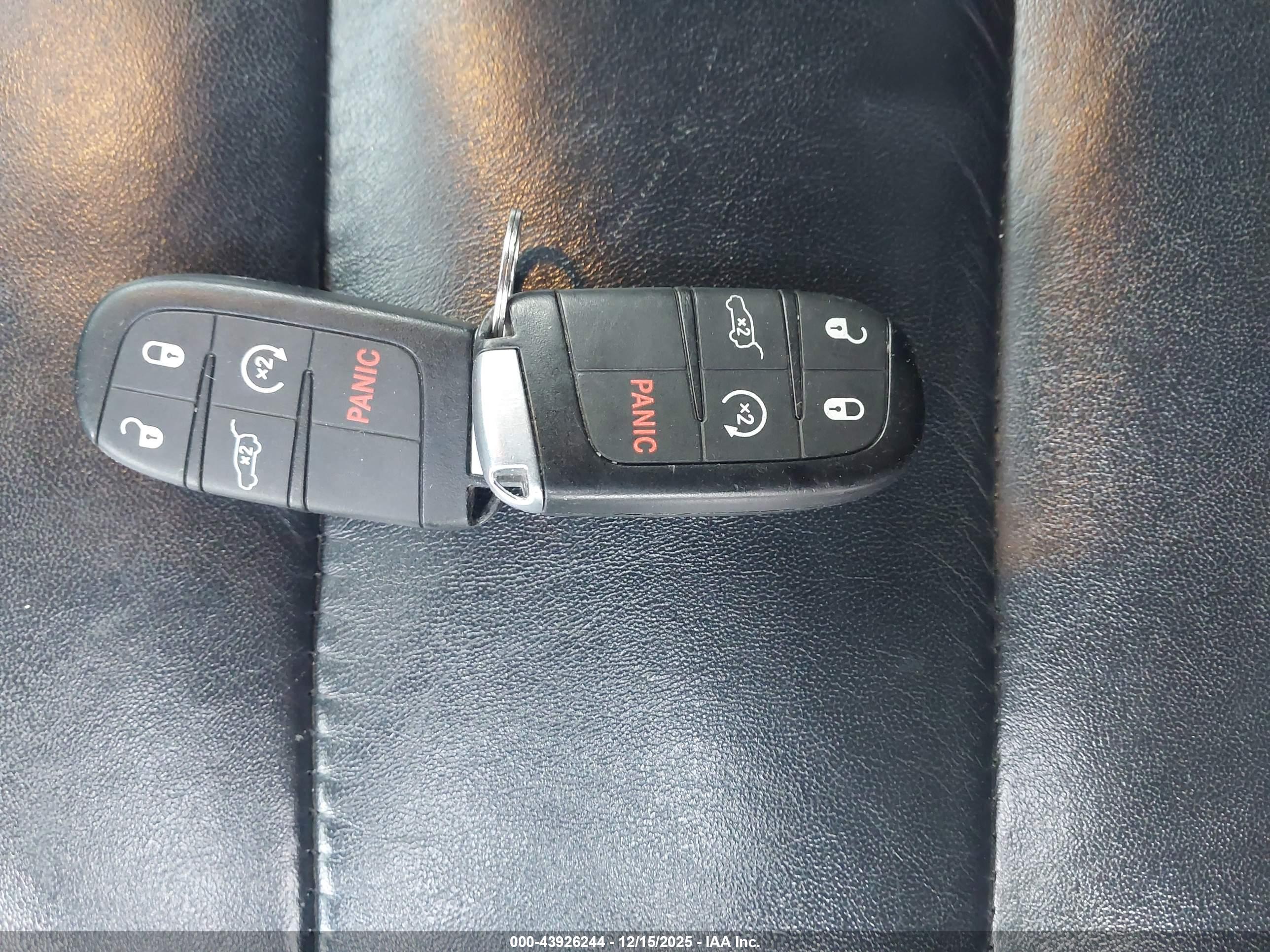 JEEP GRAND image 11