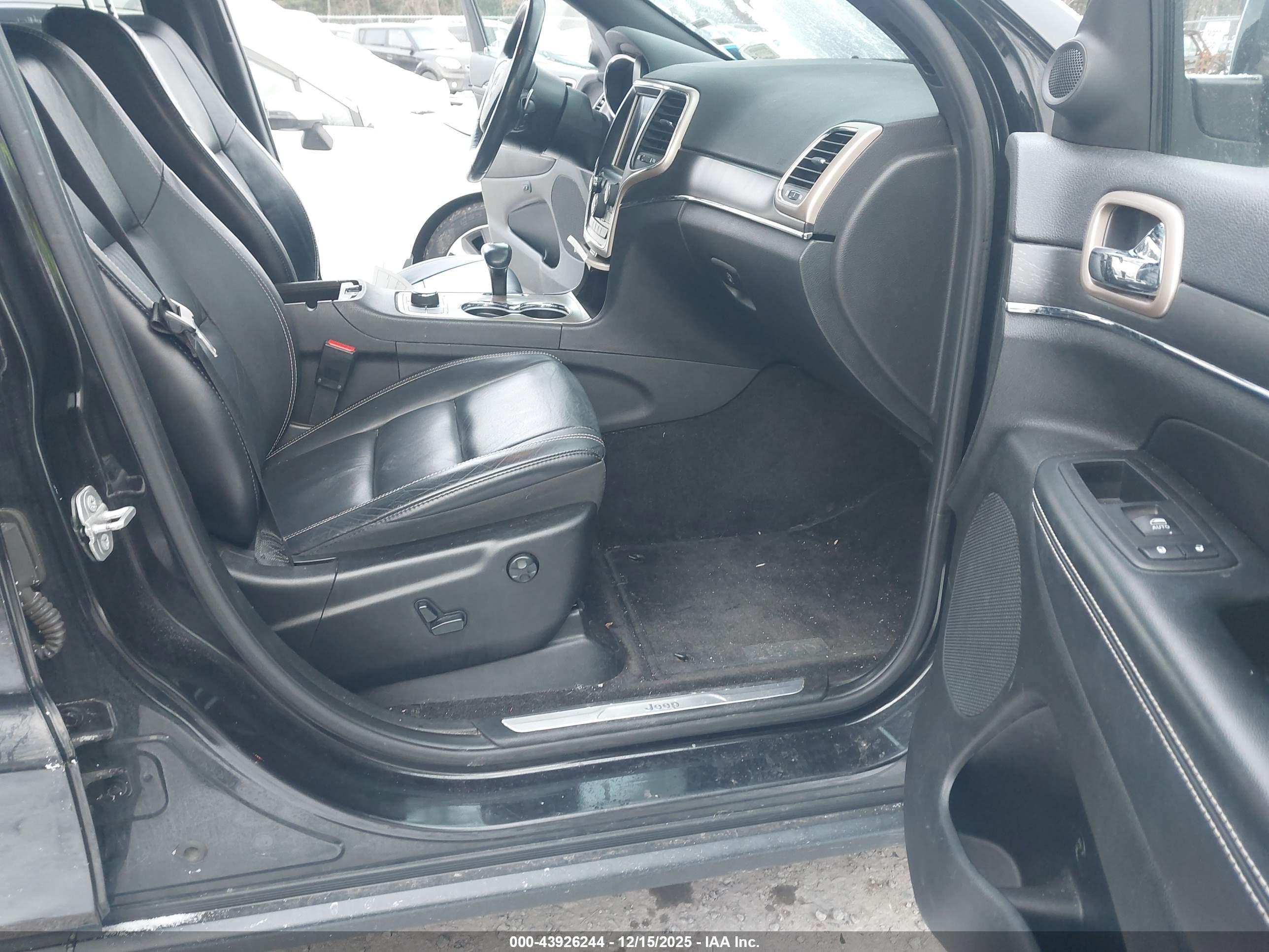 JEEP GRAND image 5