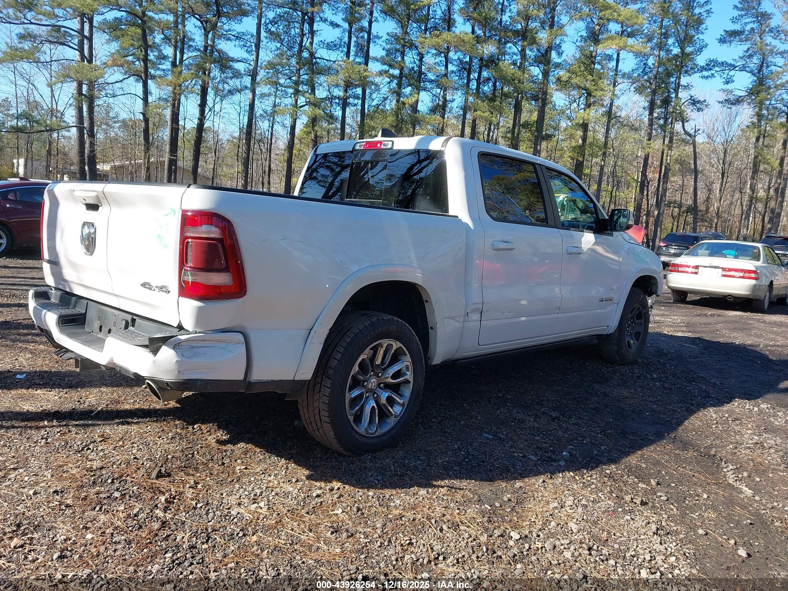 RAM 1500 image 4
