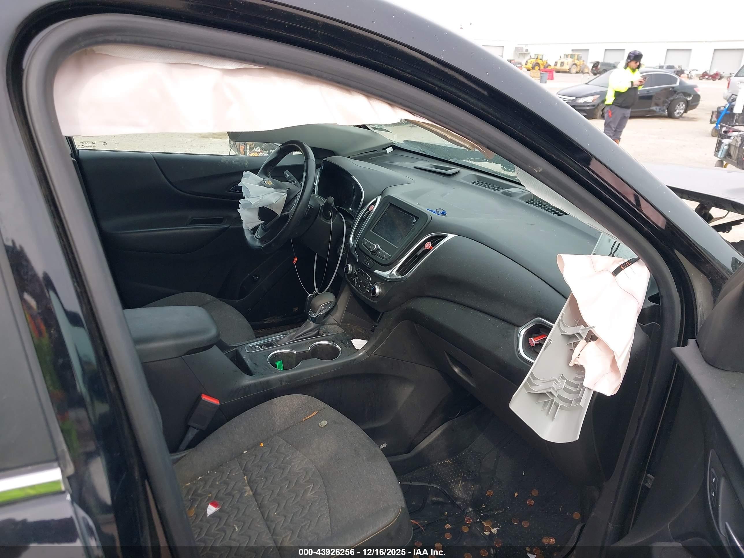 CHEVROLET EQUINOX image 5